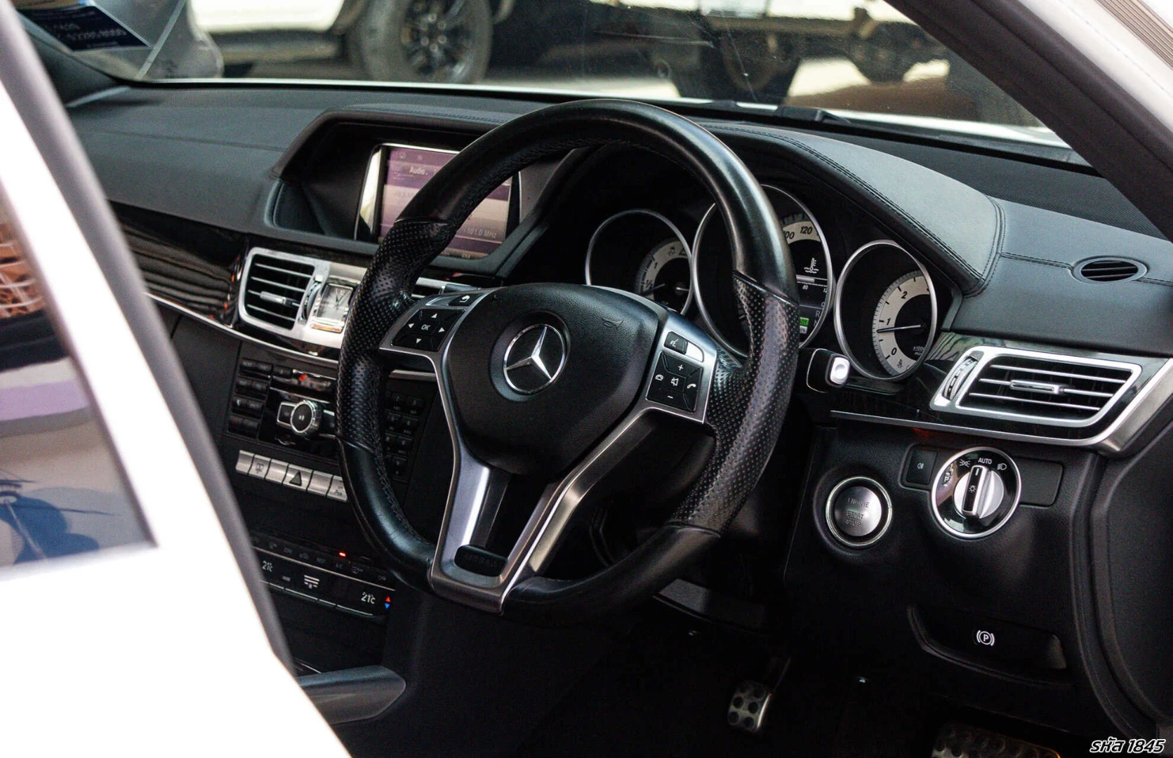 Mercedes-Benz E300 2.2 BLUETEC HYBRID AMG DYNAMIC - ภาพย่อที่ 12