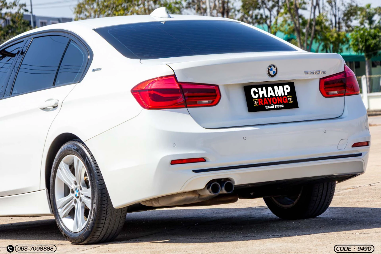 BMW 330E 2.0 ICONIC (CKD) - ภาพย่อที่ 11