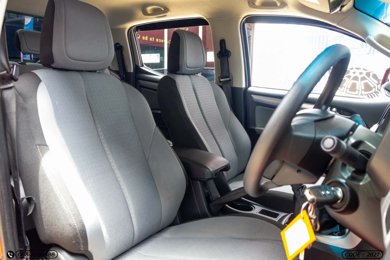 Chevrolet COLORADO NEW C-CAB 2.5 LT Z71 - ภาพย่อที่ 13