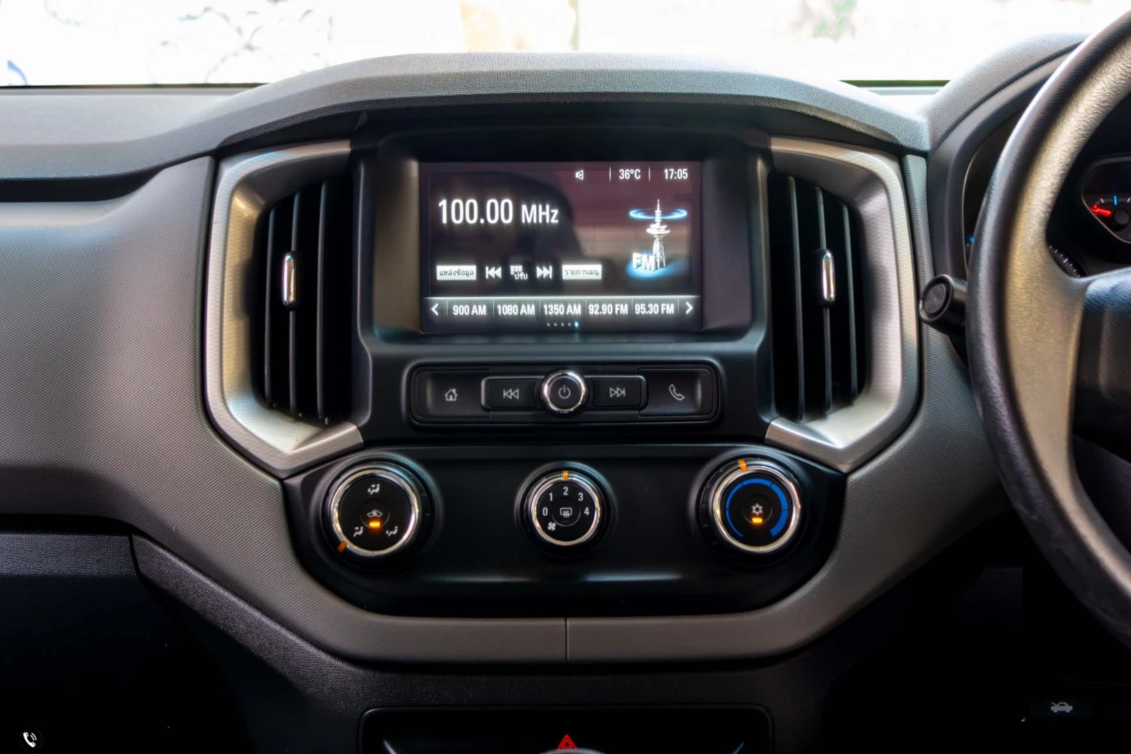 Chevrolet COLORADO NEW X-CAB 2.5 LT - ภาพย่อที่ 16