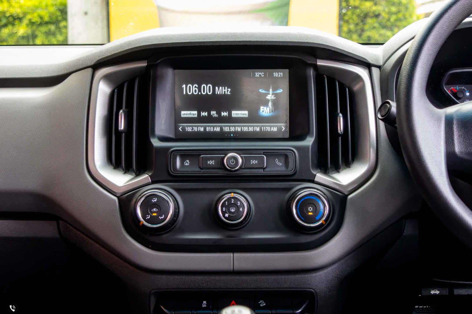 Chevrolet COLORADO NEW C-CAB 2.5 LT Z71 - ภาพย่อที่ 17