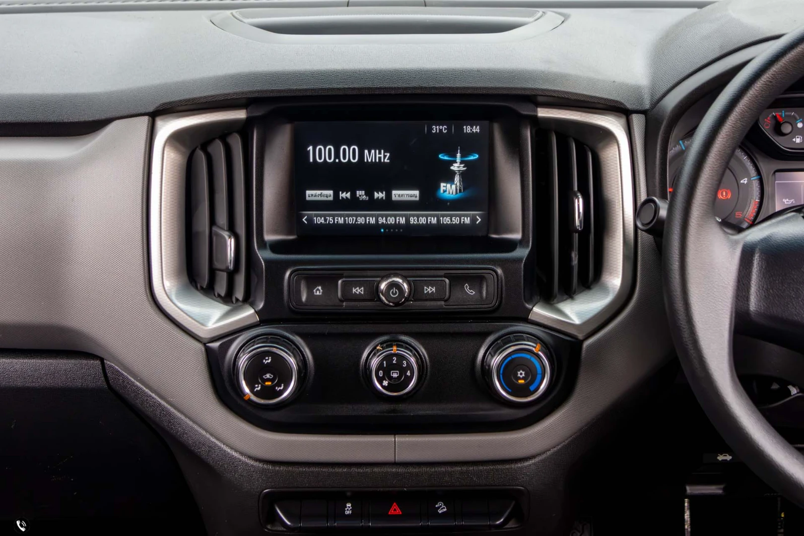 Chevrolet COLORADO NEW X-CAB 2.5 LT Z71 - ภาพย่อที่ 19