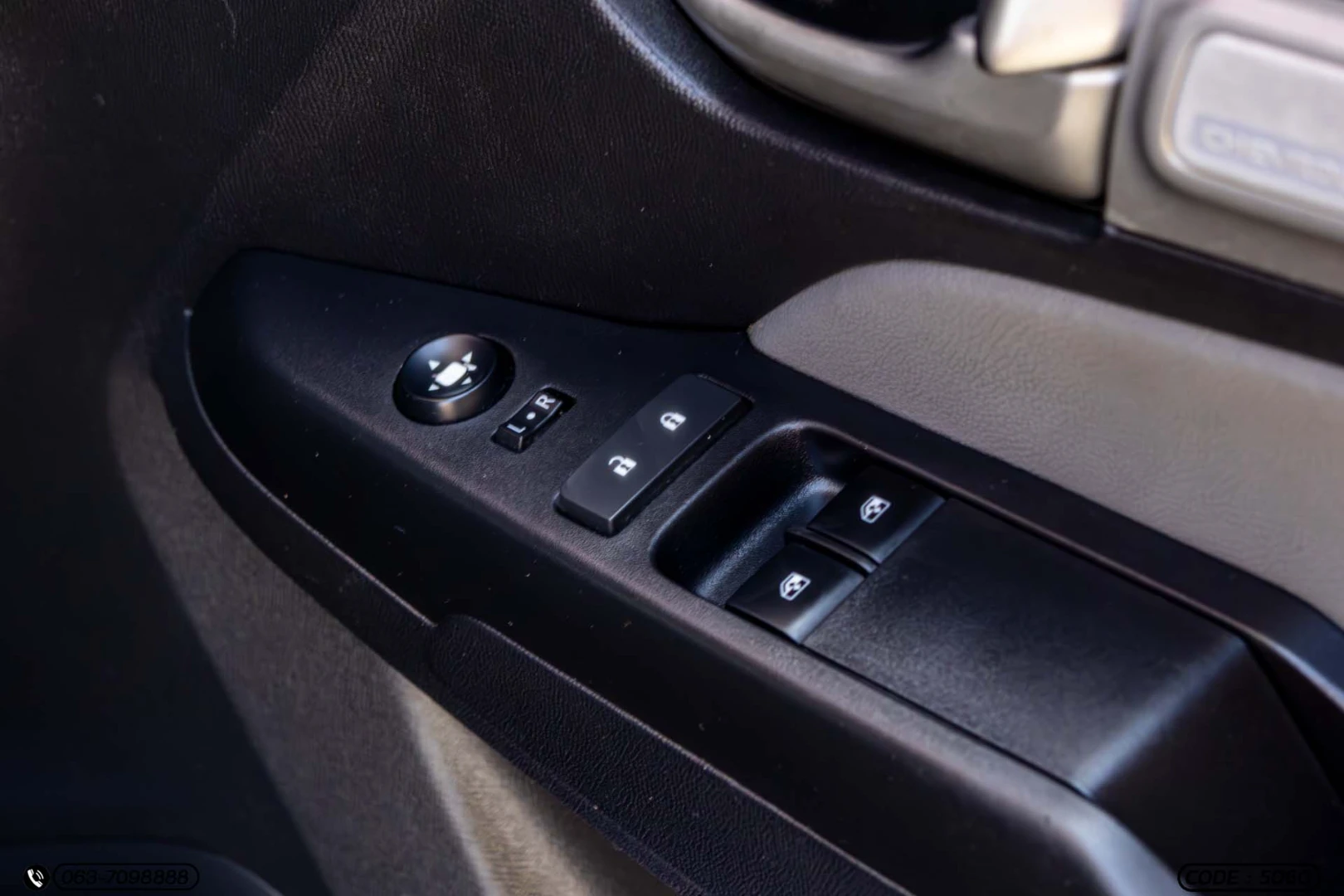 Chevrolet COLORADO NEW X-CAB 2.5 LT - ภาพย่อที่ 20