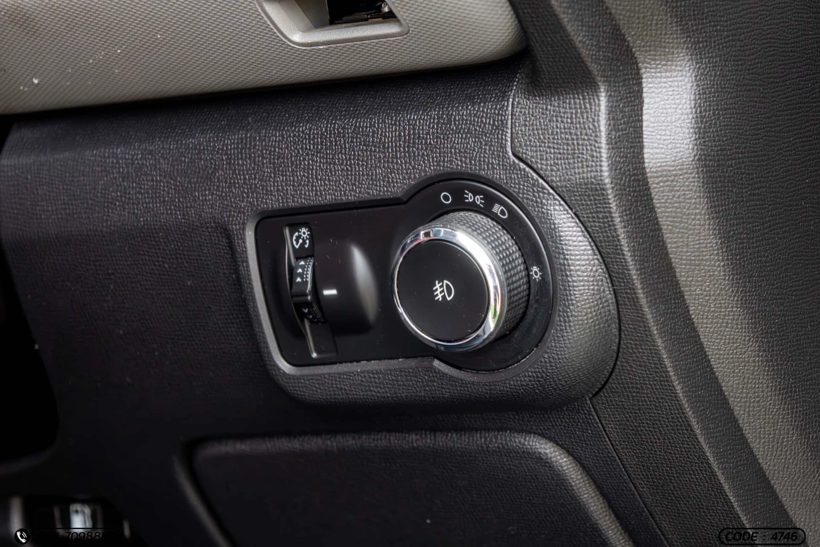 Chevrolet COLORADO NEW C-CAB 2.5 LT Z71 - ภาพย่อที่ 20