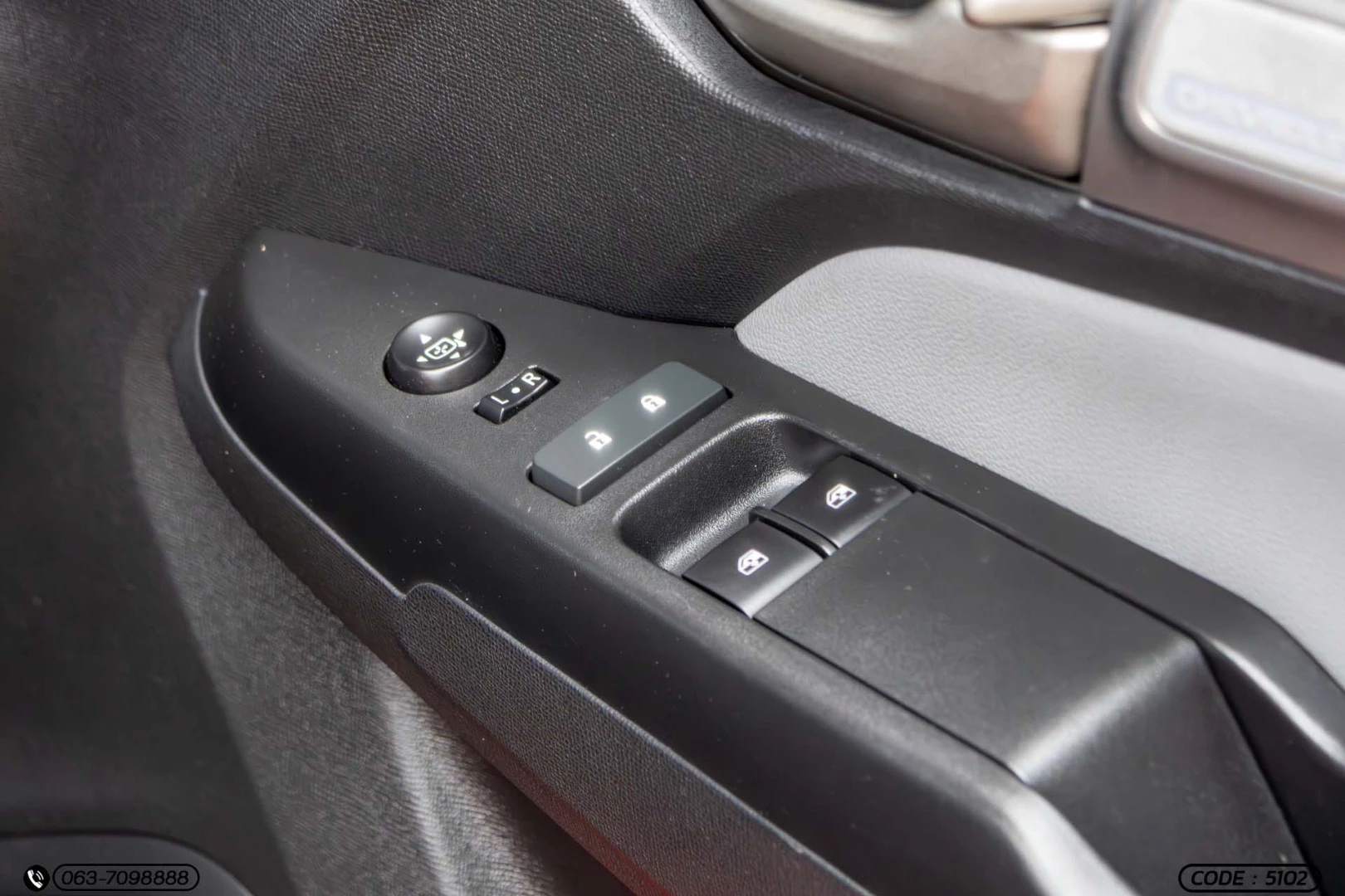 Chevrolet COLORADO NEW X-CAB 2.5 LT - ภาพย่อที่ 20