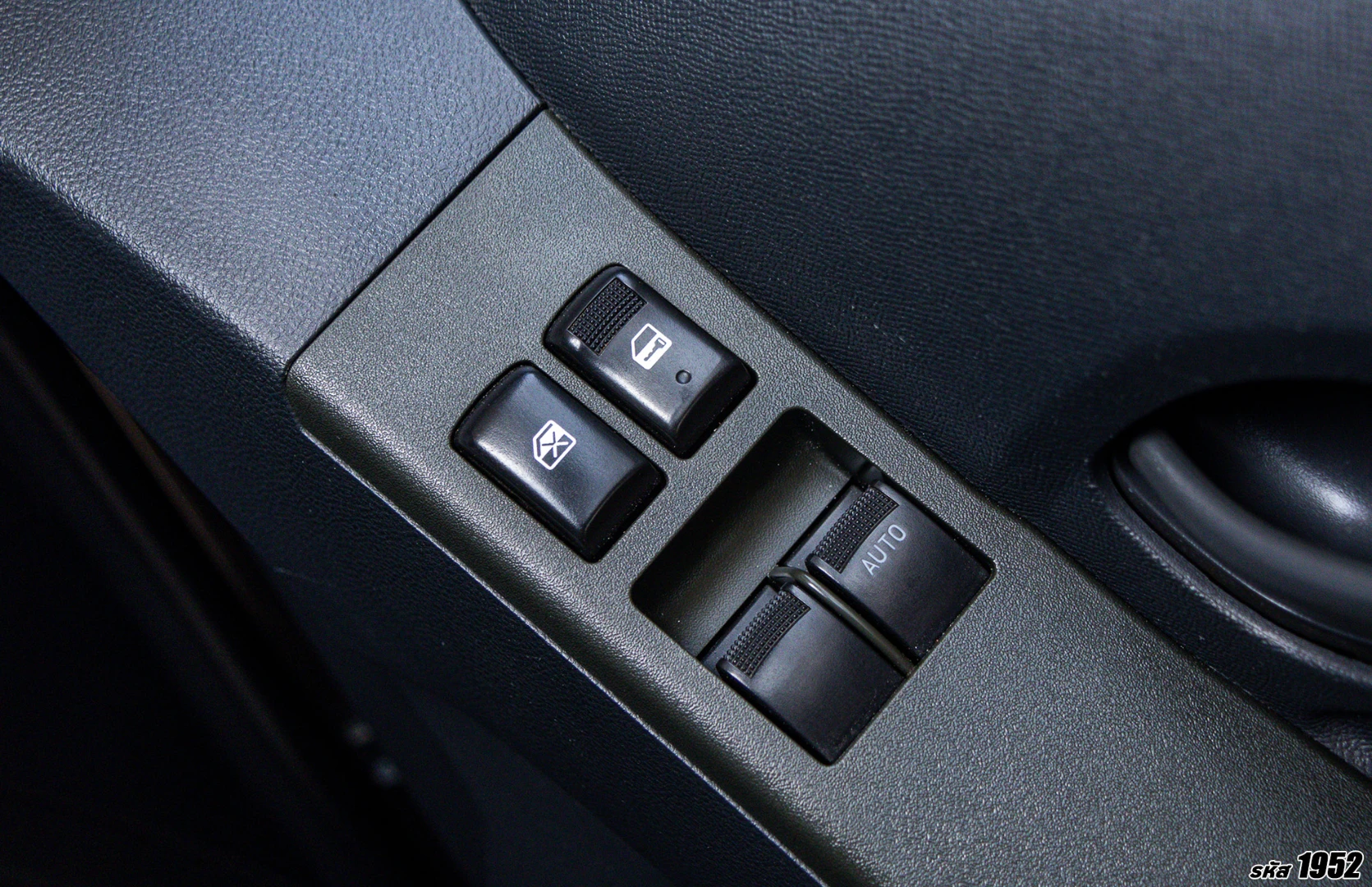 Chevrolet COLORADO NEW X-CAB 2.5 LT - ภาพย่อที่ 18