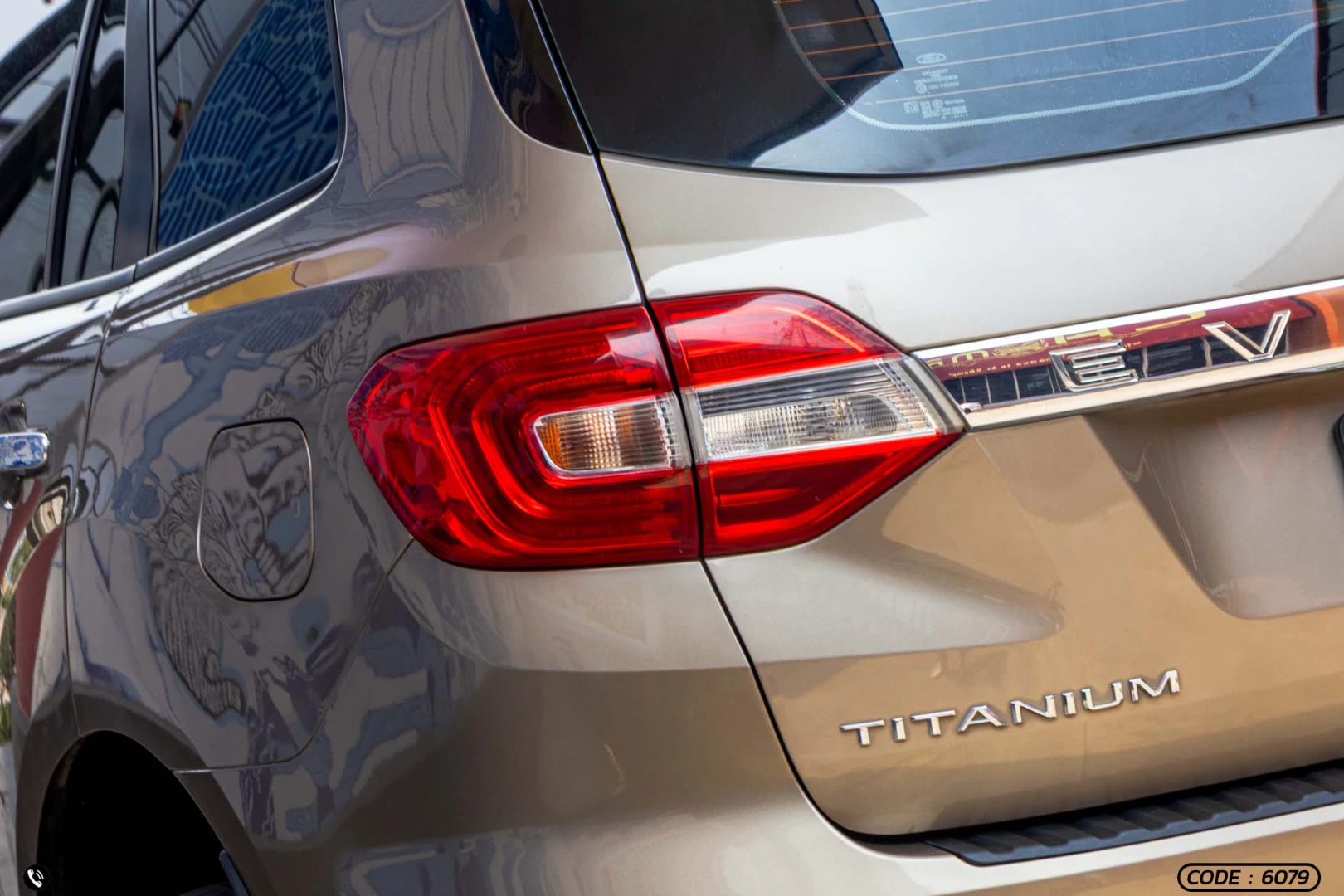 Ford EVEREST 2.0 BI-TURBO TITANIUM+ 4WD (MY18) - ภาพย่อที่ 8