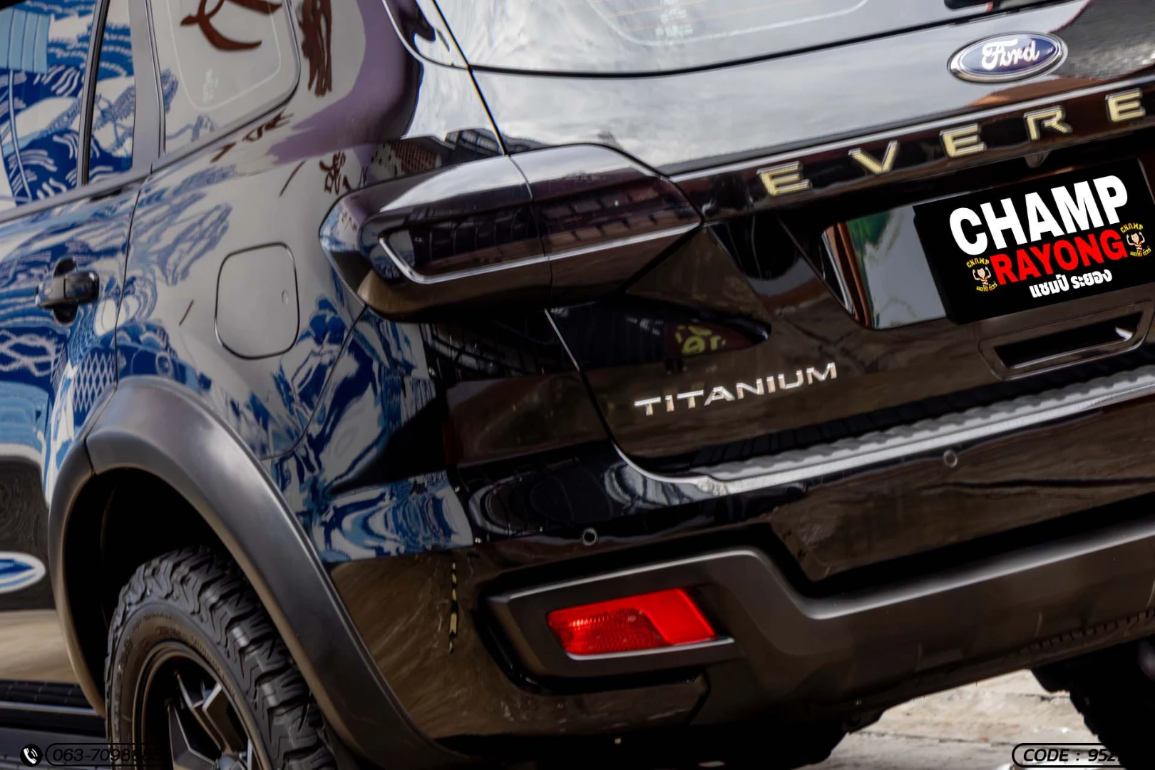 Ford EVEREST 2.0 BI-TURBO TITANIUM+ 4WD (MY22) - ภาพย่อที่ 10