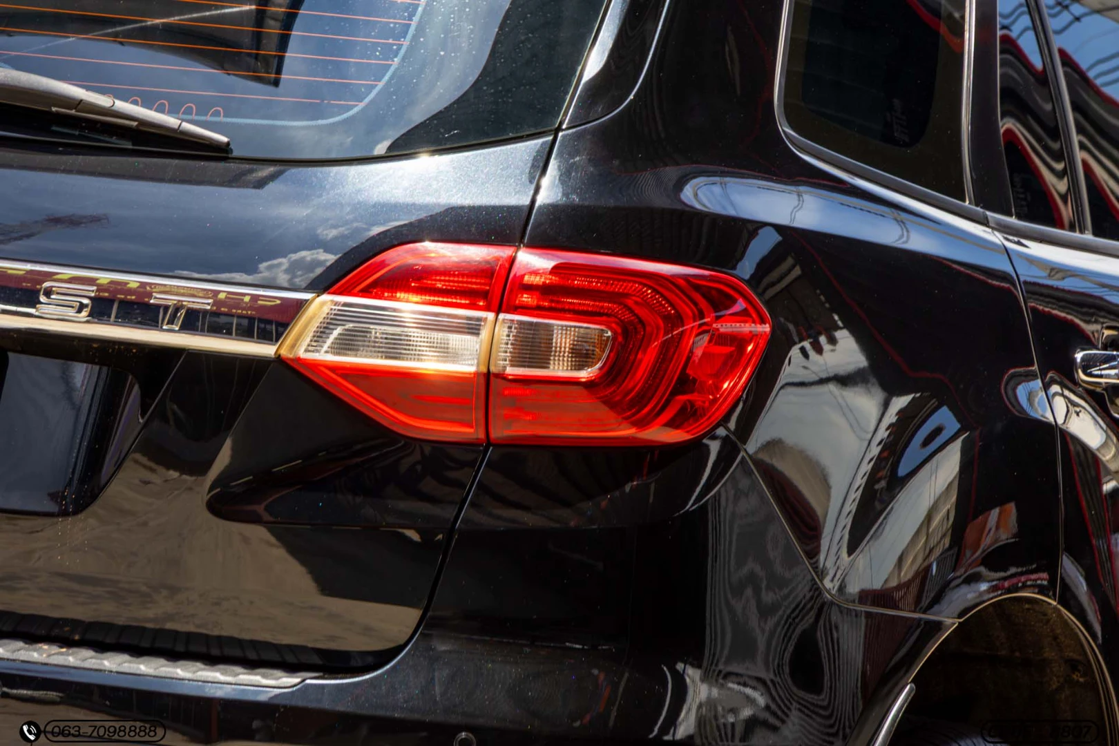 Ford EVEREST 2.0 BI-TURBO TITANIUM+ 4WD (MY18) - ภาพย่อที่ 8