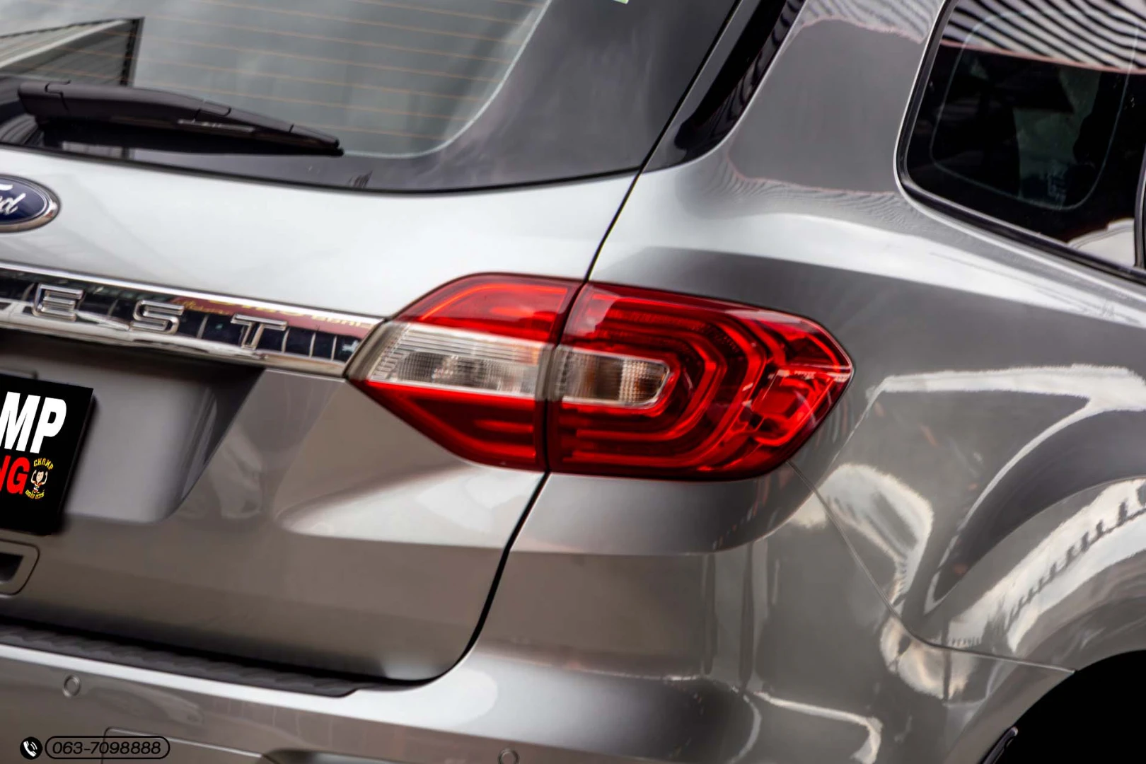 Ford EVEREST 2.0 TURBO TITANIUM (MY18) - ภาพย่อที่ 12