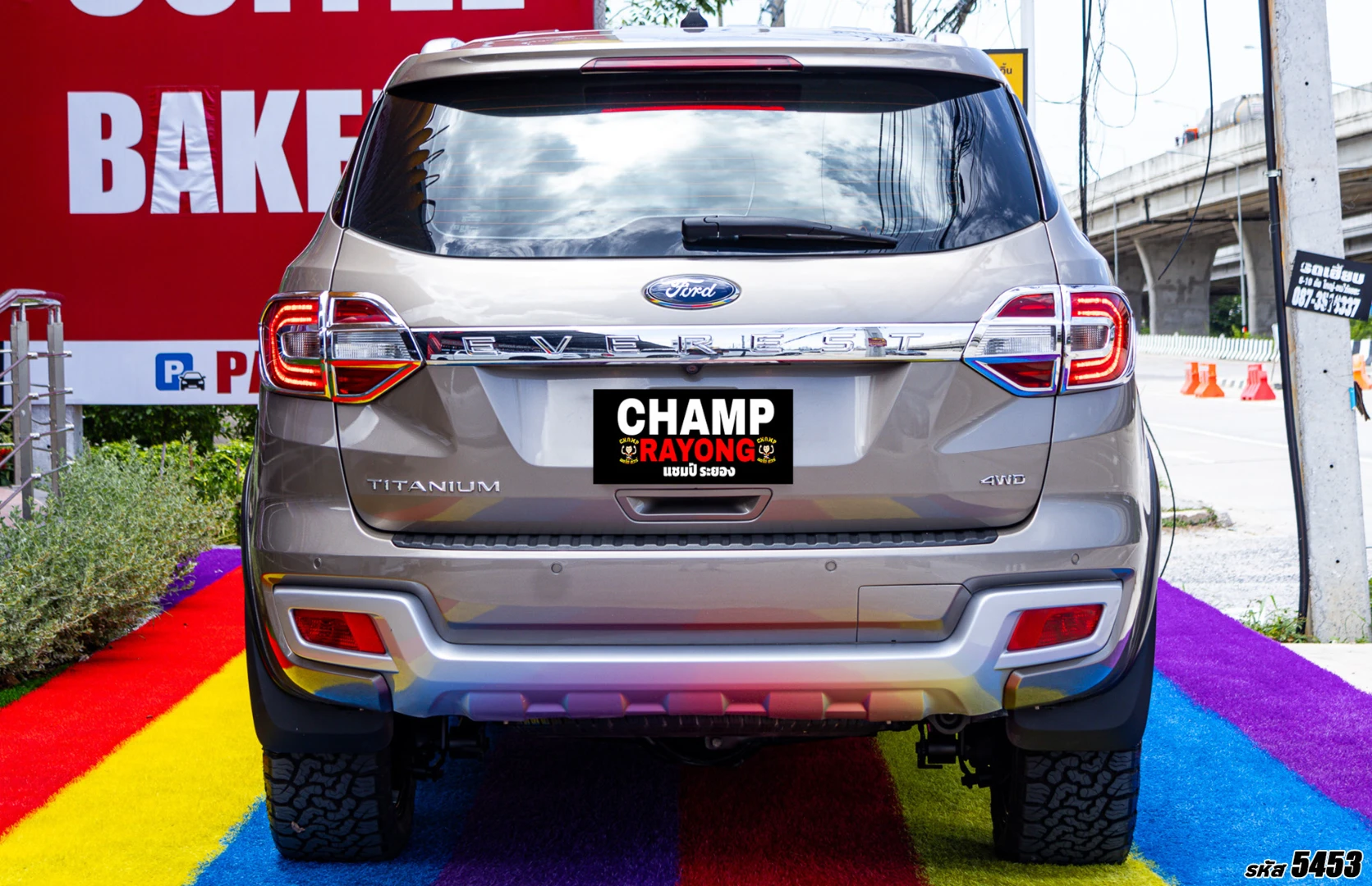 Ford EVEREST 2.0 BI-TURBO TITANIUM+ 4WD (MY18) - ภาพย่อที่ 8