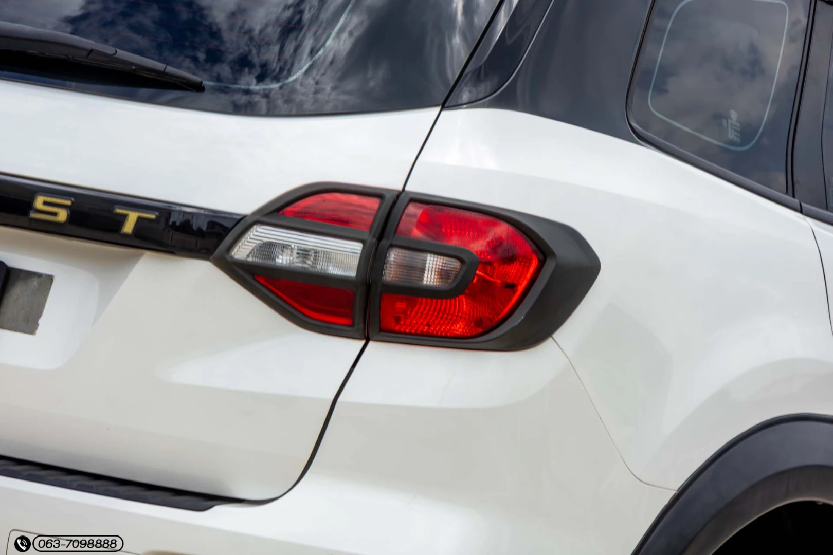 Ford EVEREST 2.0 TURBO TREND (MY18) - ภาพย่อที่ 13