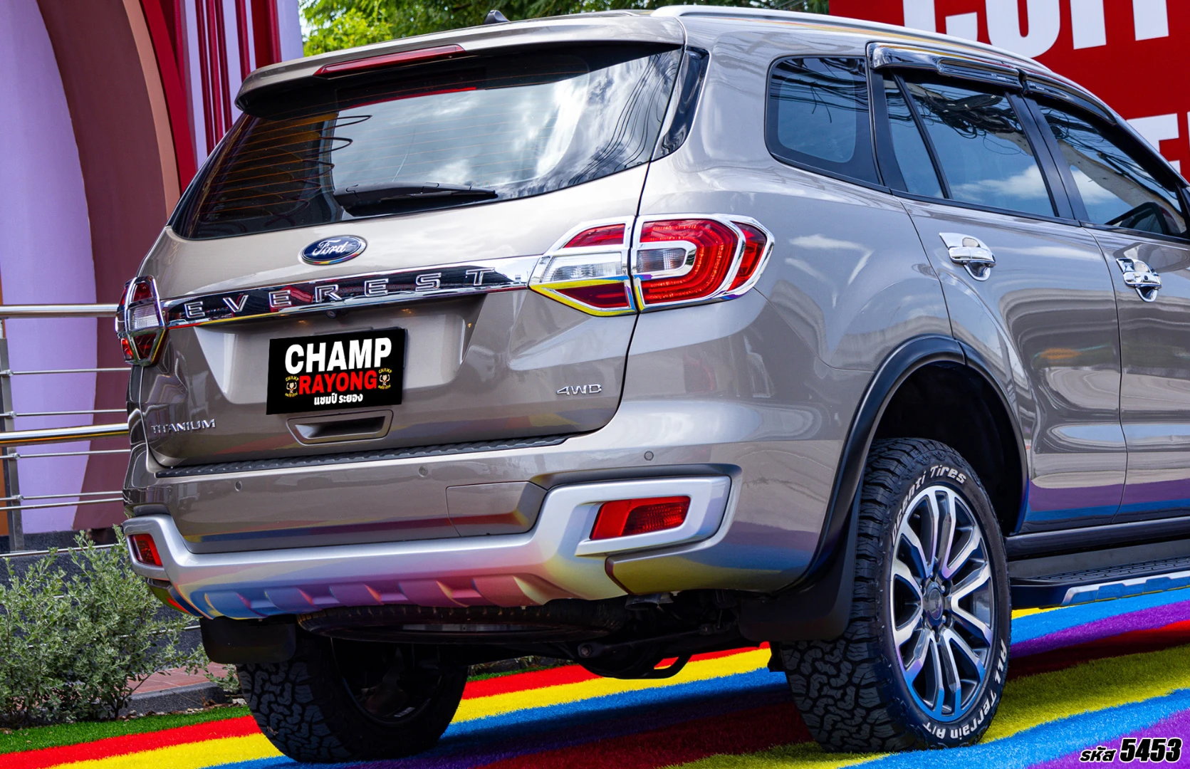 Ford EVEREST 2.0 BI-TURBO TITANIUM+ 4WD (MY18) - ภาพย่อที่ 9