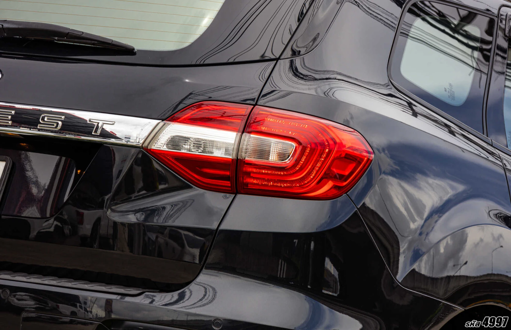 Ford EVEREST 2.2 TITANIUM (MY15) - ภาพย่อที่ 11