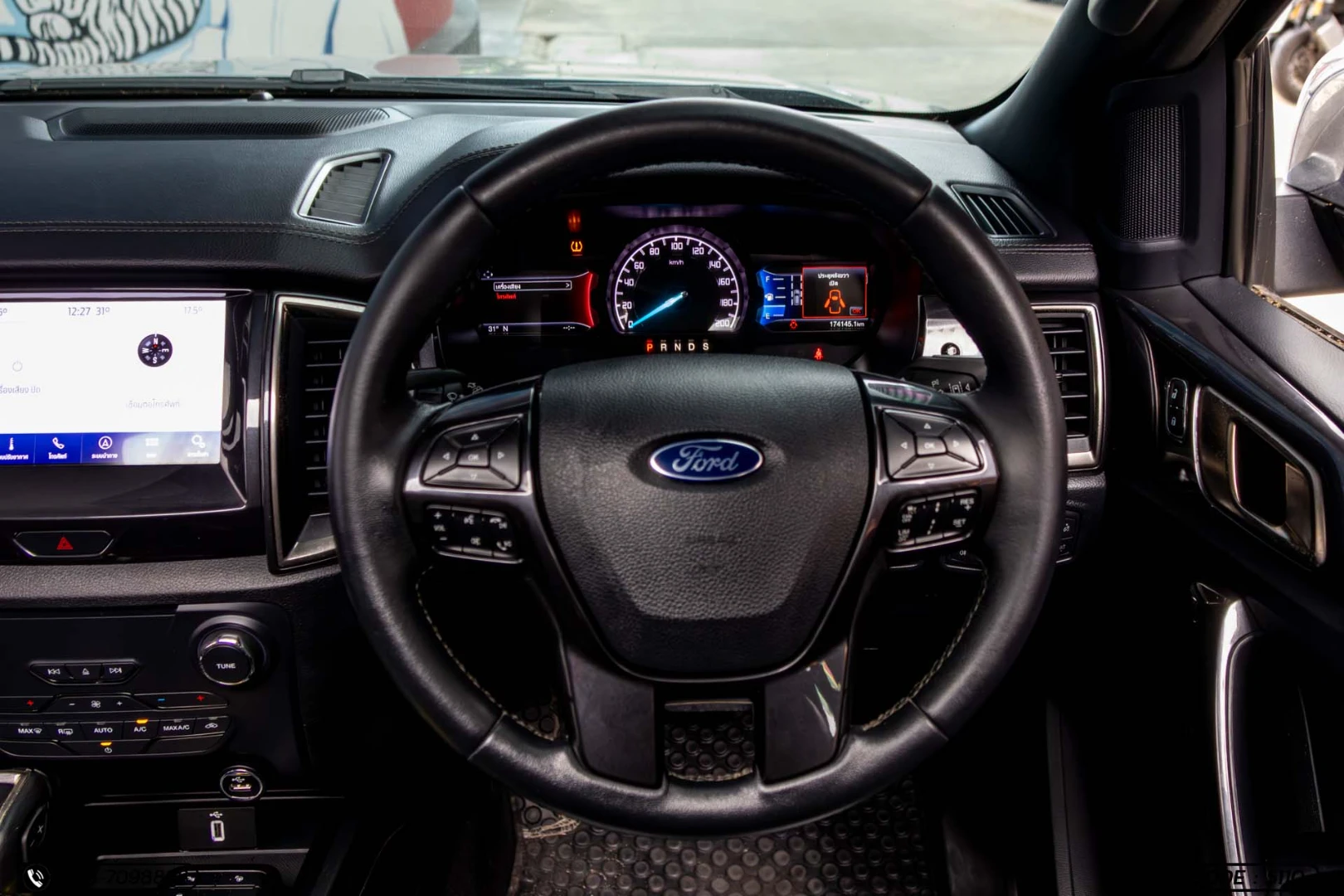 Ford EVEREST 2.0 TURBO TITANIUM (MY18) - ภาพย่อที่ 18