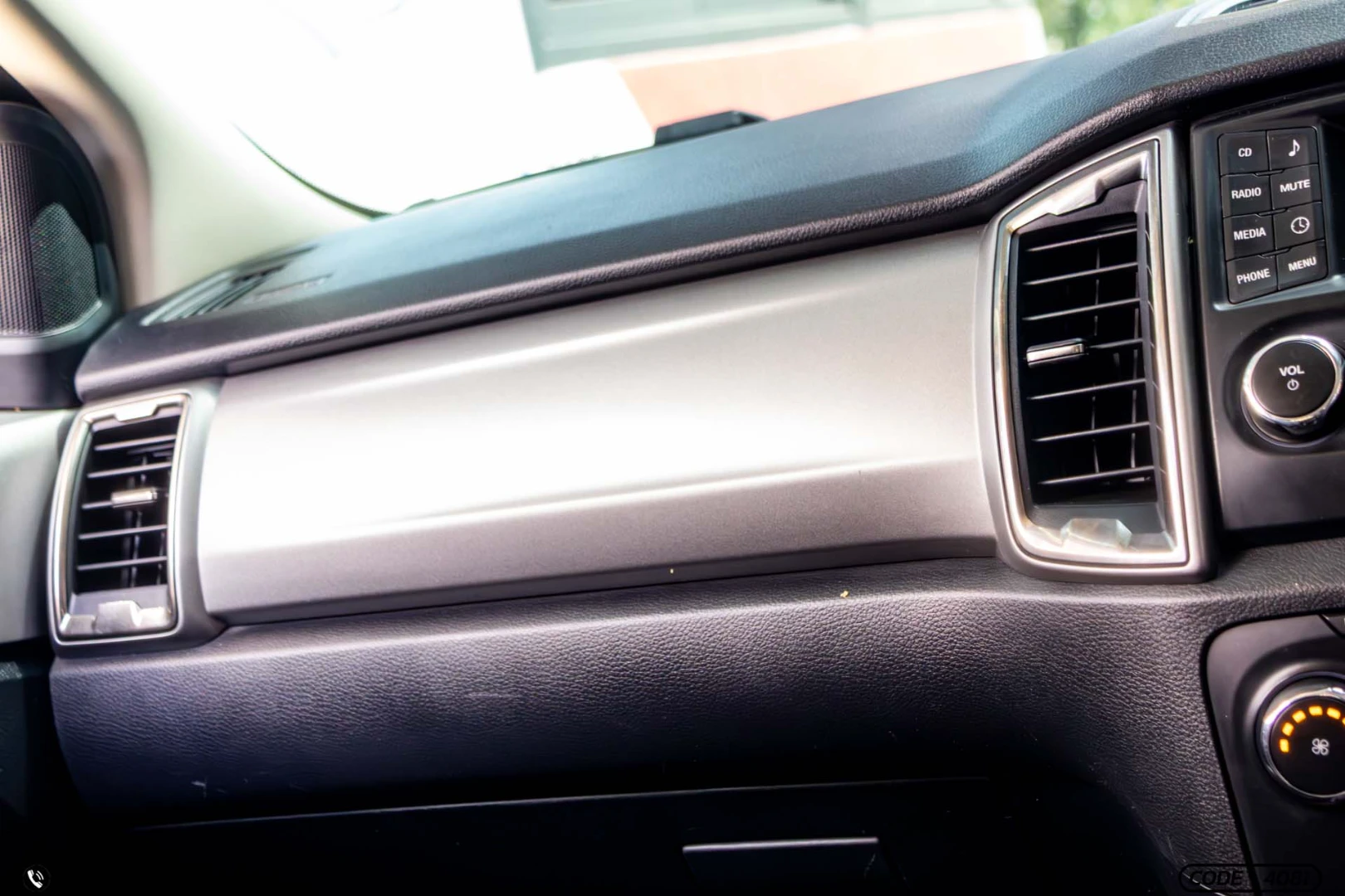 Ford RANGER ALL-NEW OPEN CAB 2.2 HI-RIDER XLT (MY18) - ภาพย่อที่ 18