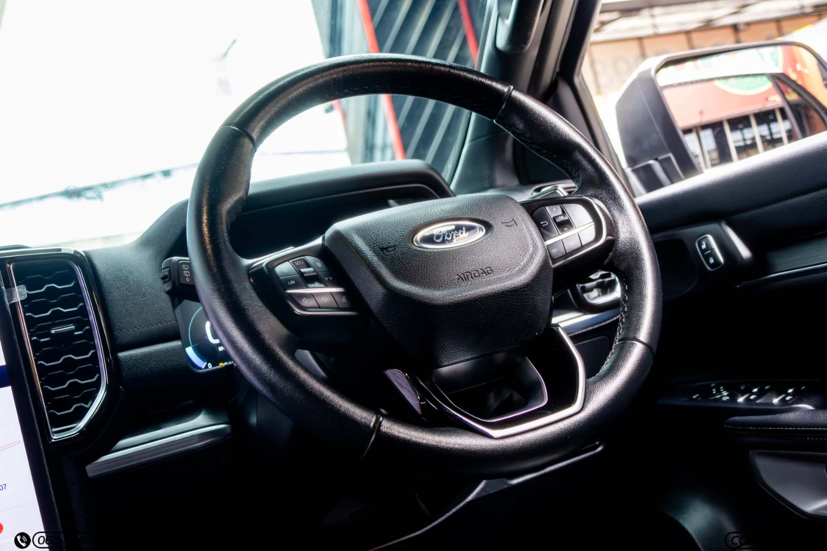 Ford EVEREST 2.0 BI-TURBO TITANIUM+ (MY22) - ภาพย่อที่ 18