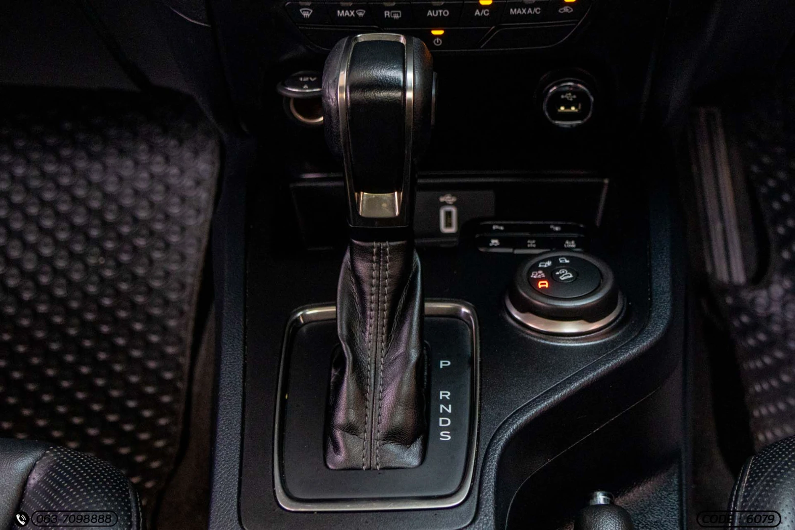 Ford EVEREST 2.0 BI-TURBO TITANIUM+ 4WD (MY18) - ภาพย่อที่ 16