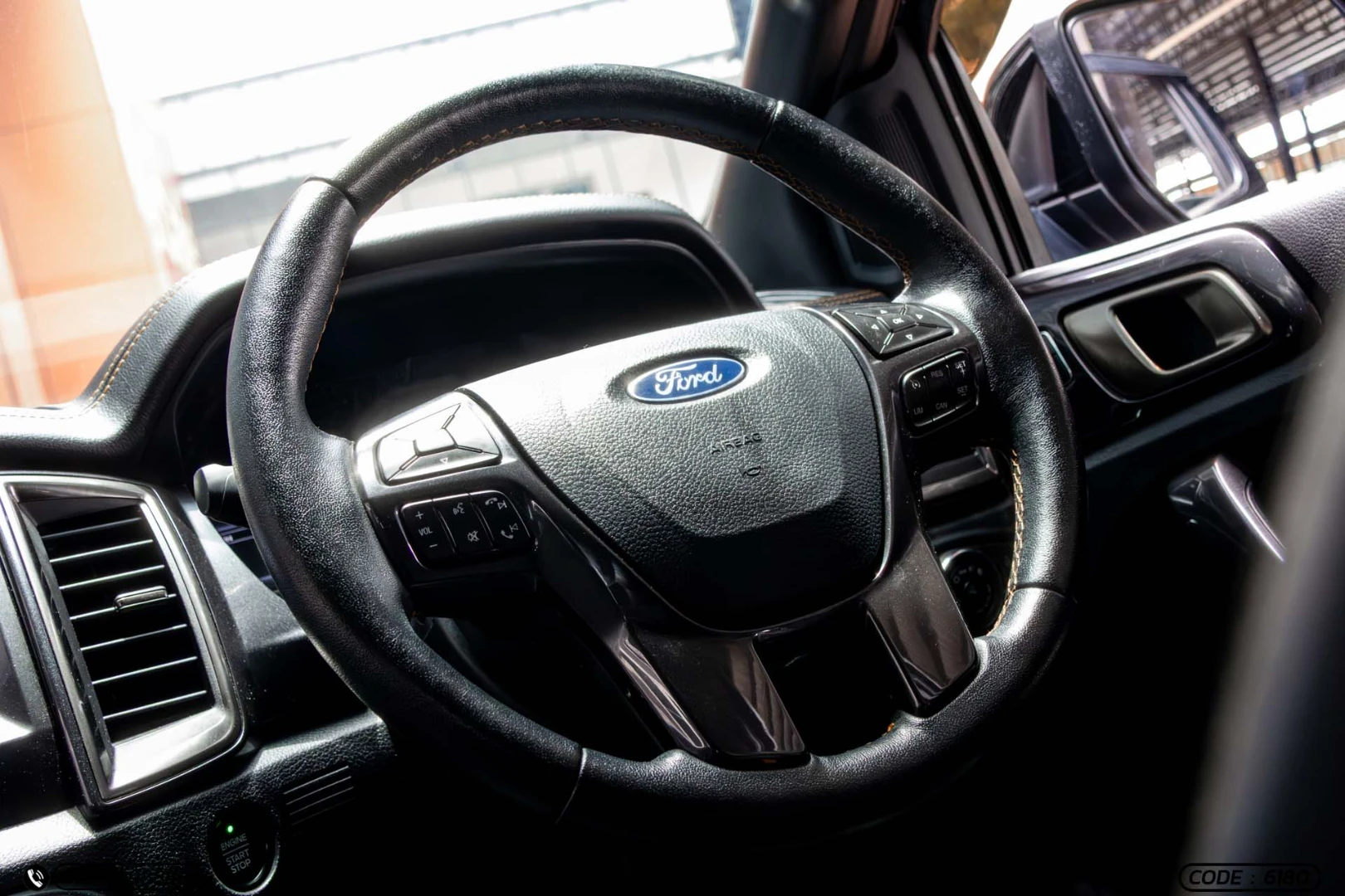 Ford RANGER ALL-NEW DOUBLE CAB 2.0 TURBO HI-RIDER WILDTRAK ROLLER SHUTTER (MY18) (MNC) - ภาพย่อที่ 17