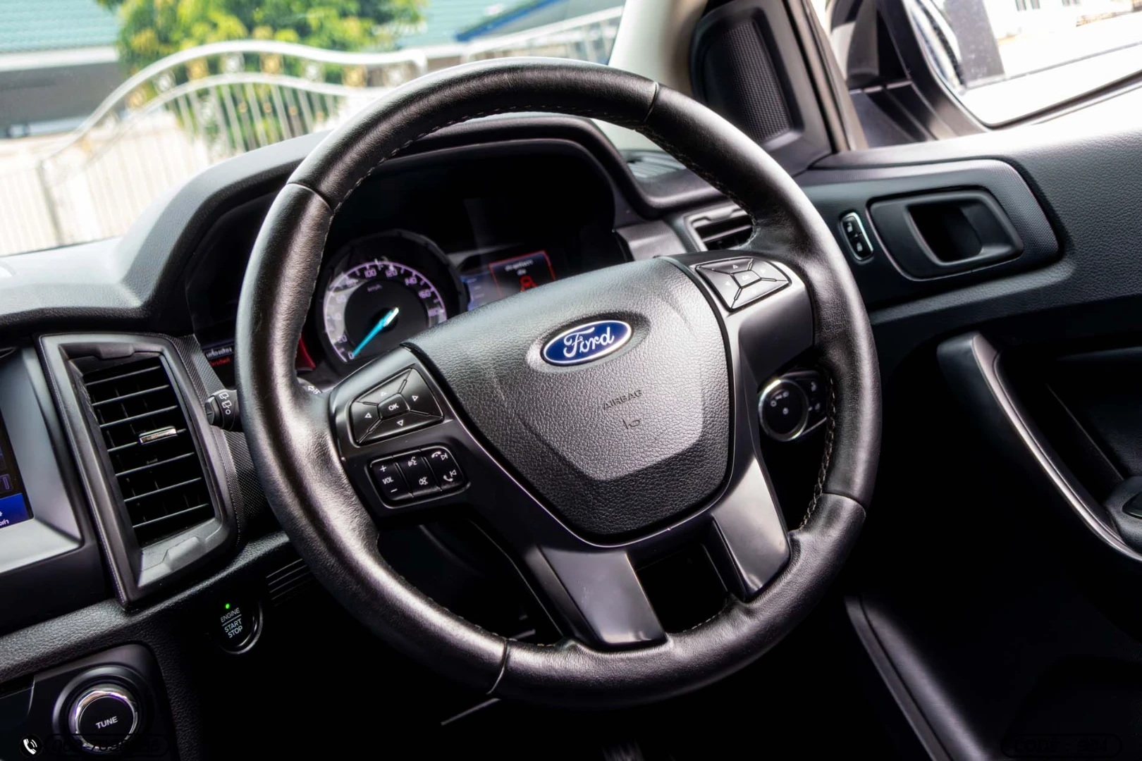 Ford EVEREST 2.0 TURBO TREND (MY18) - ภาพย่อที่ 20