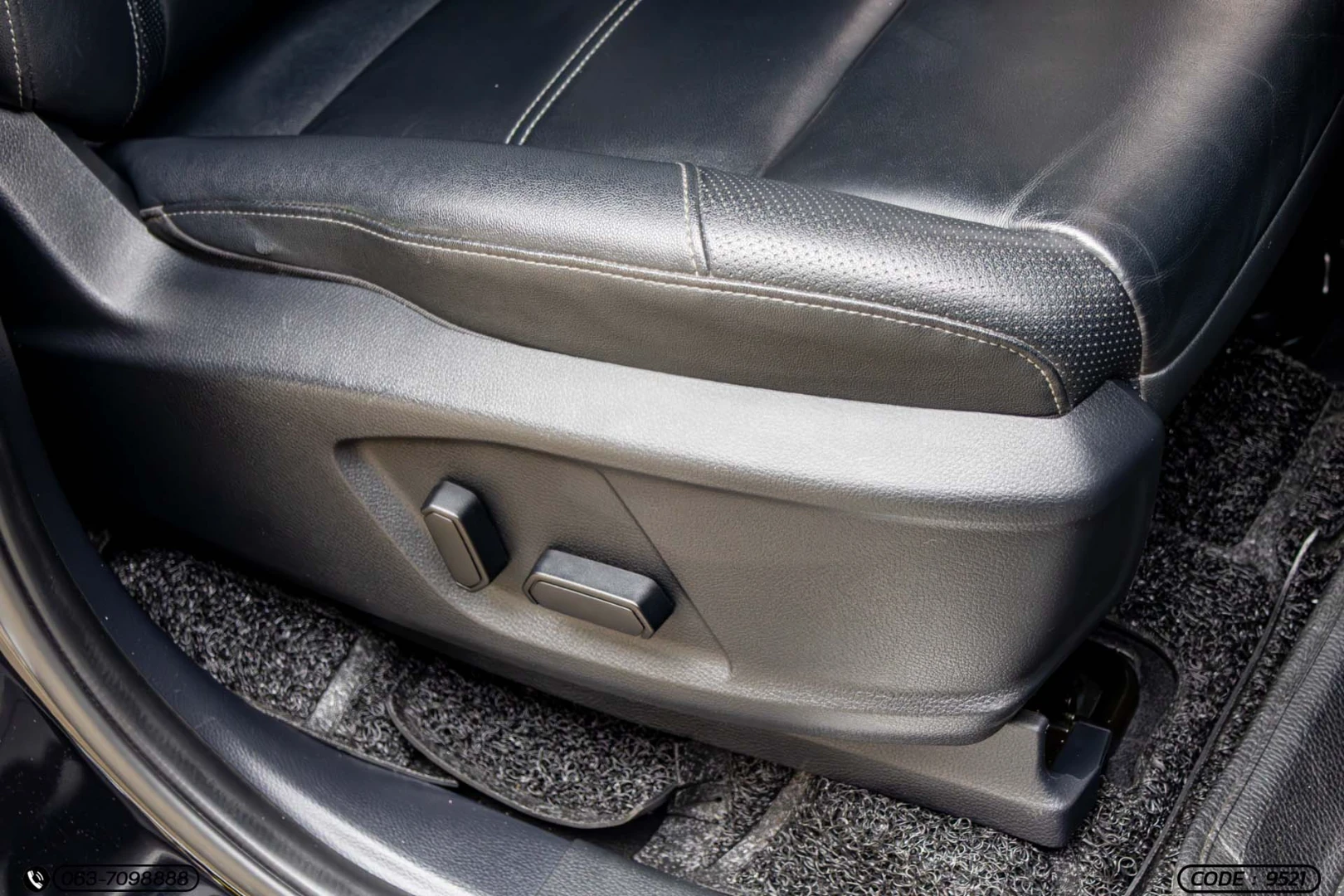 Ford EVEREST 2.0 BI-TURBO TITANIUM+ 4WD (MY22) - ภาพย่อที่ 21