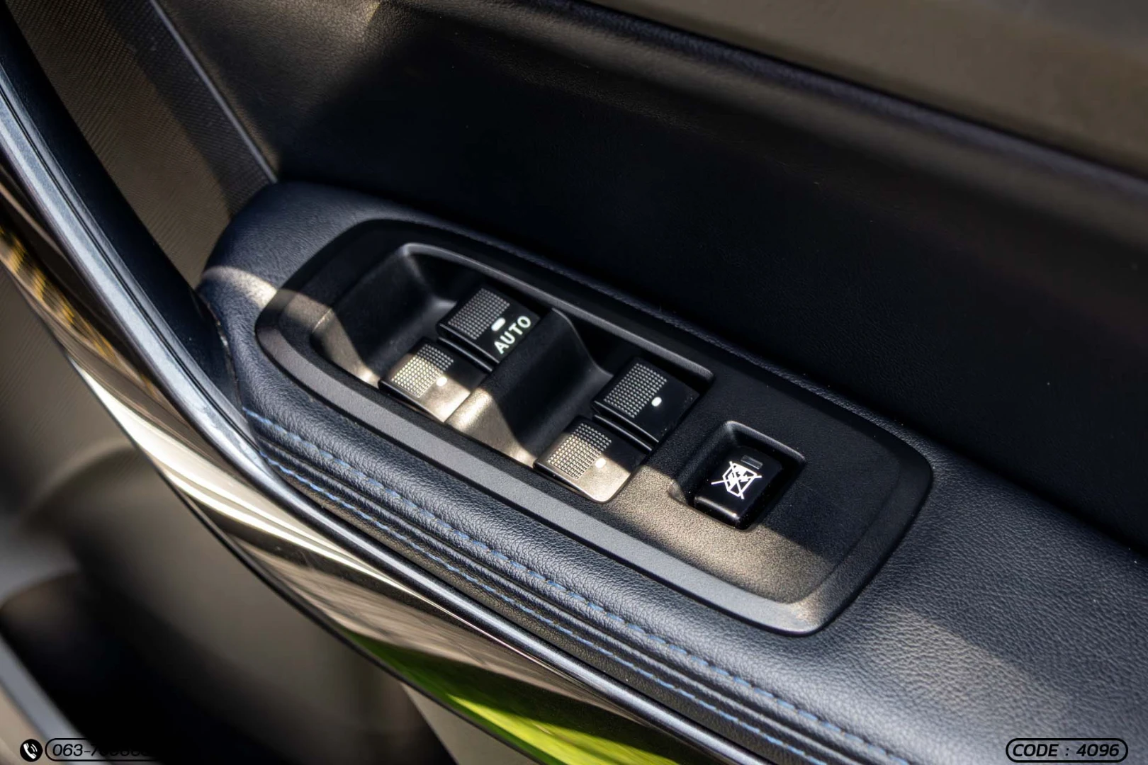 Ford EVEREST 2.0 TURBO TITANIUM SPORT (MY18) (MNC) - ภาพย่อที่ 22