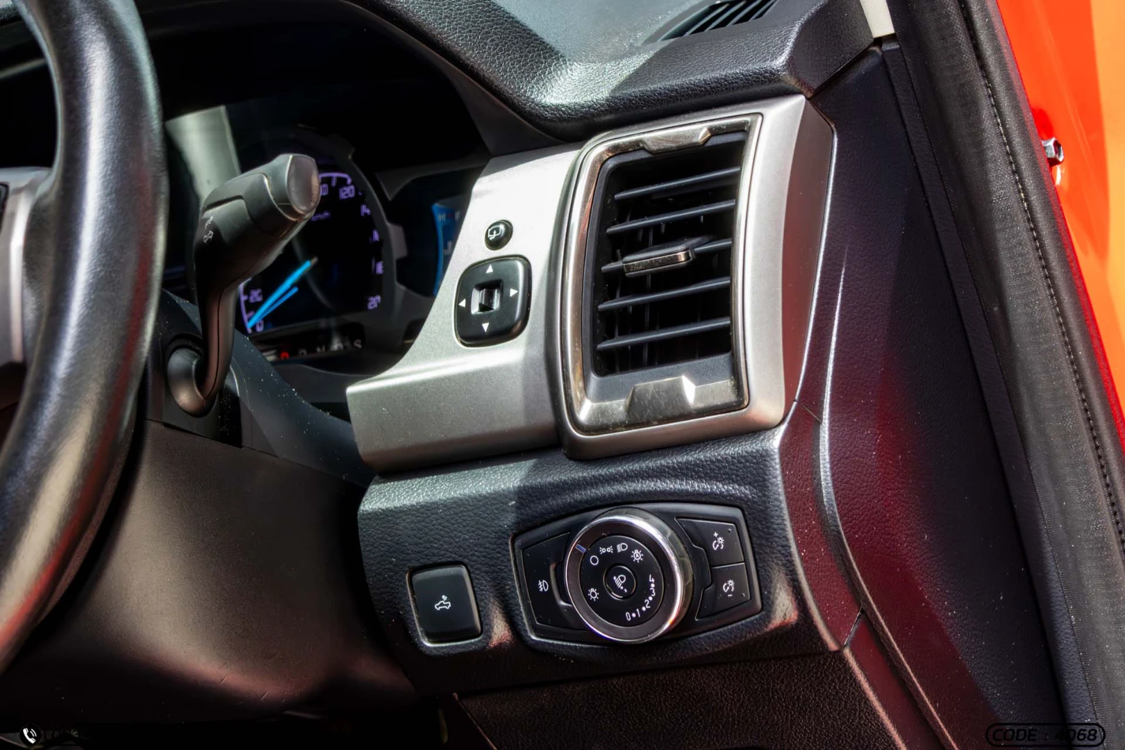 Ford RANGER ALL-NEW DOUBLE CAB 2.0 TURBO LIMITED HI-RIDER (MY18) - ภาพย่อที่ 22