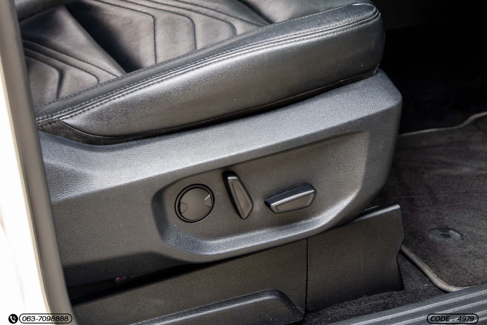 Ford EVEREST 2.0 BI-TURBO TITANIUM+ (MY22) - ภาพย่อที่ 22