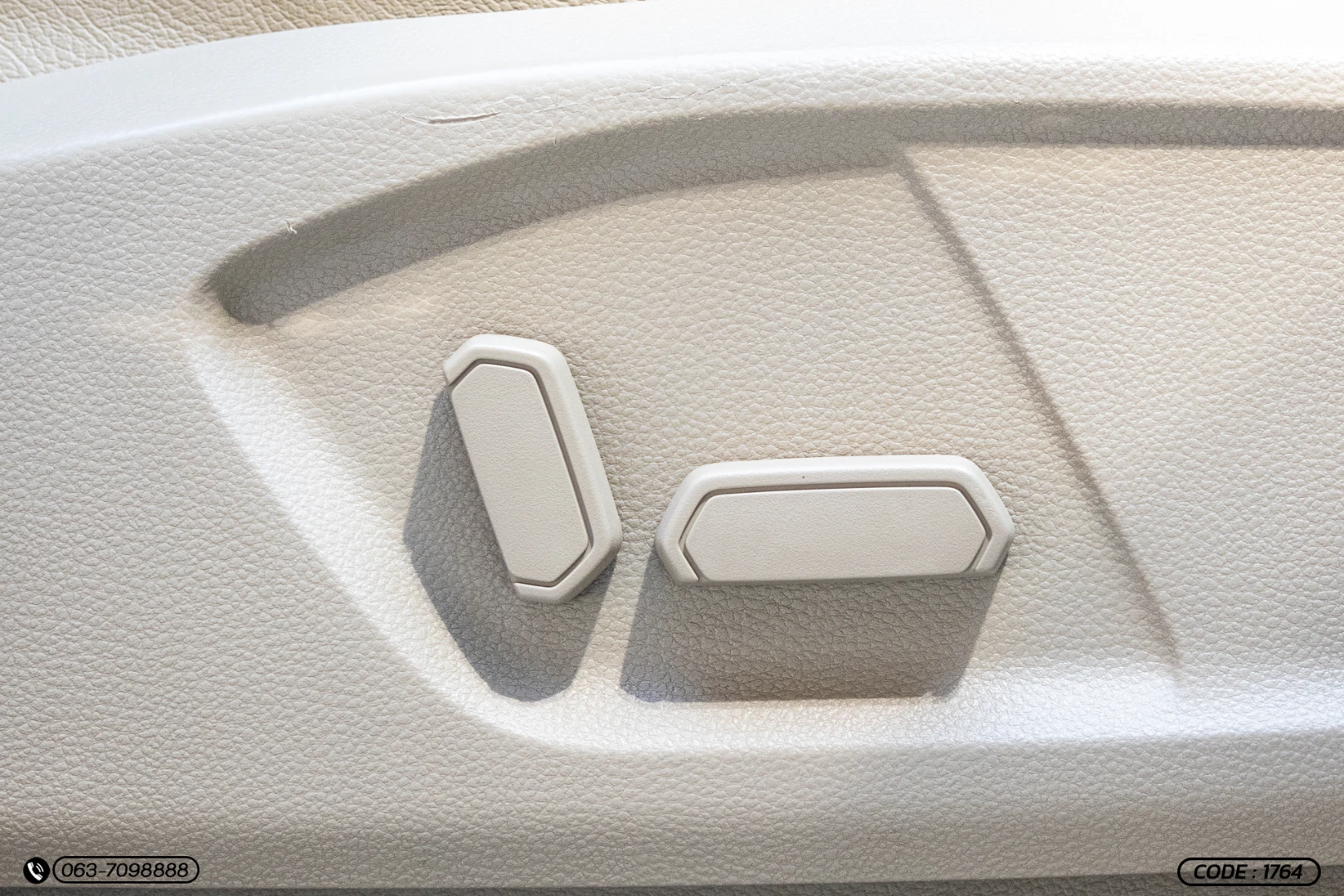 Ford EVEREST 3.2 TITANIUM 4WD (MY15) - ภาพย่อที่ 21