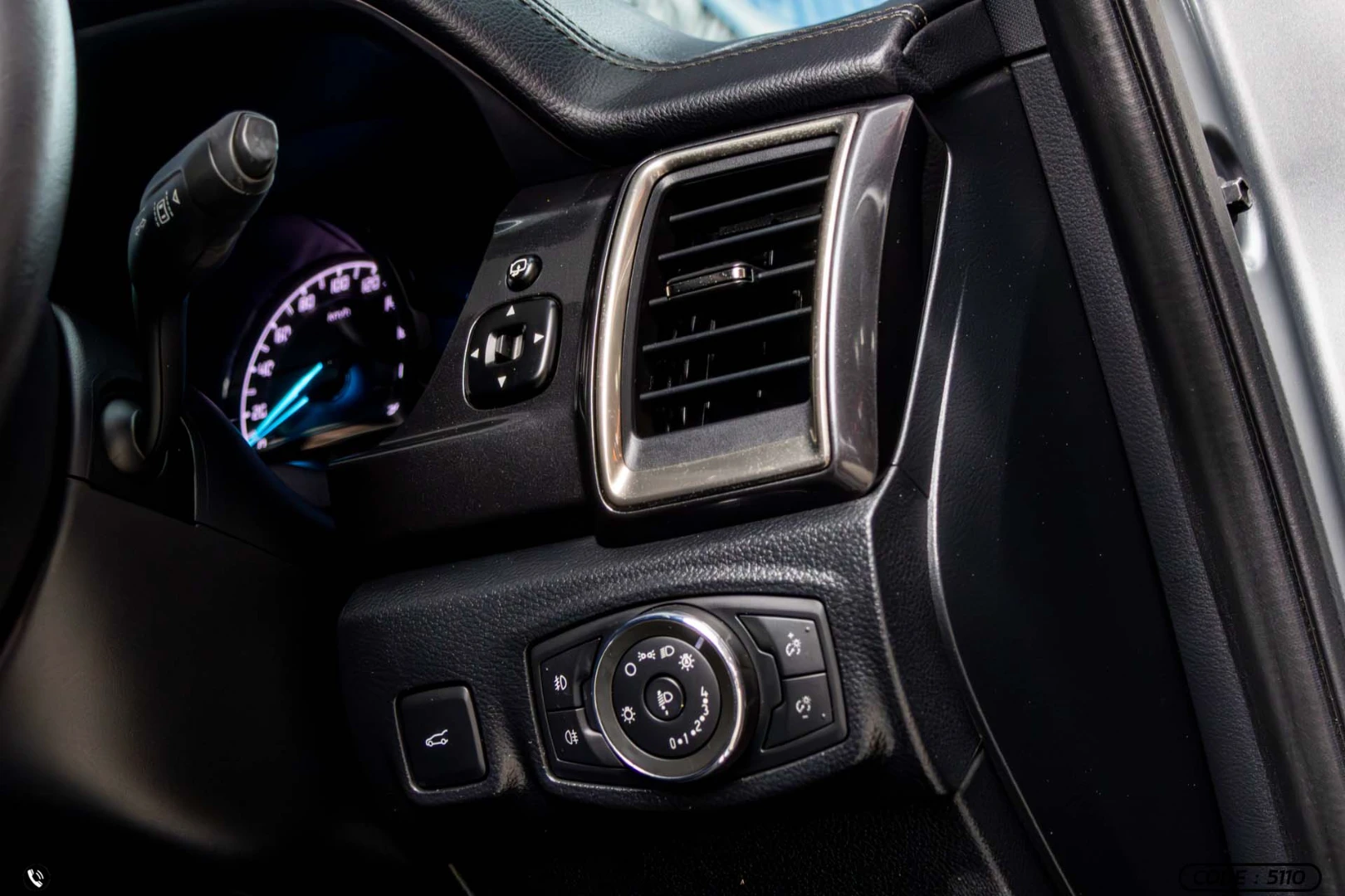 Ford EVEREST 2.0 TURBO TITANIUM (MY18) - ภาพย่อที่ 26