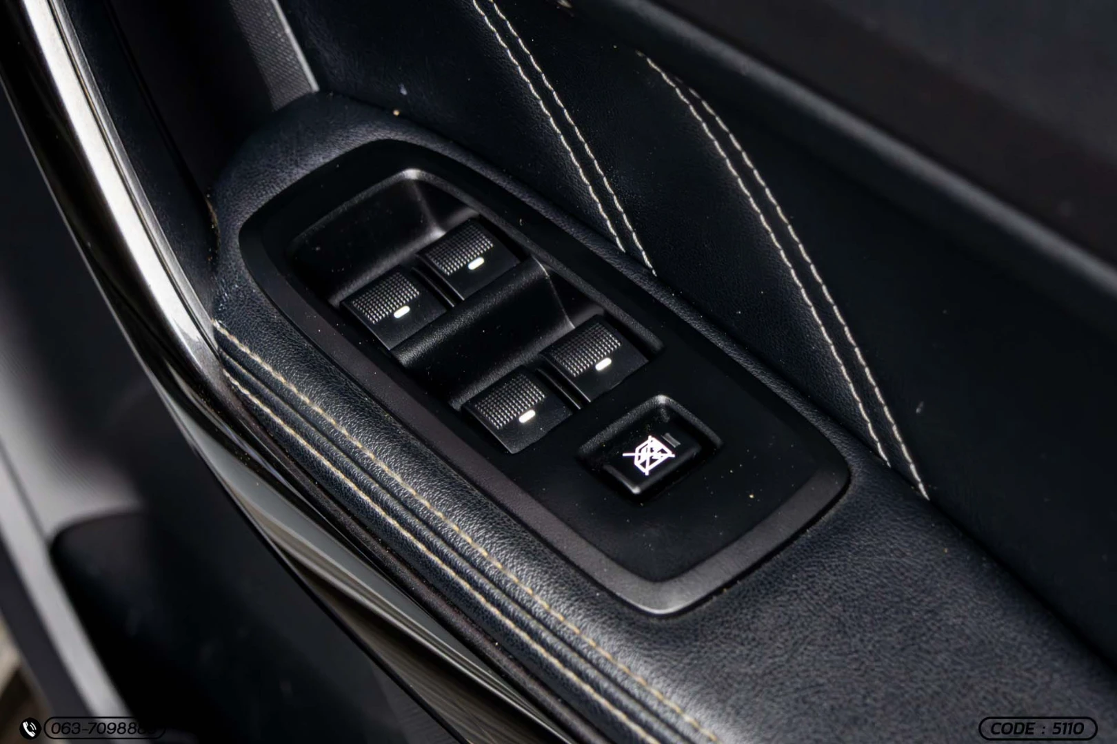 Ford EVEREST 2.0 TURBO TITANIUM (MY18) - ภาพย่อที่ 27