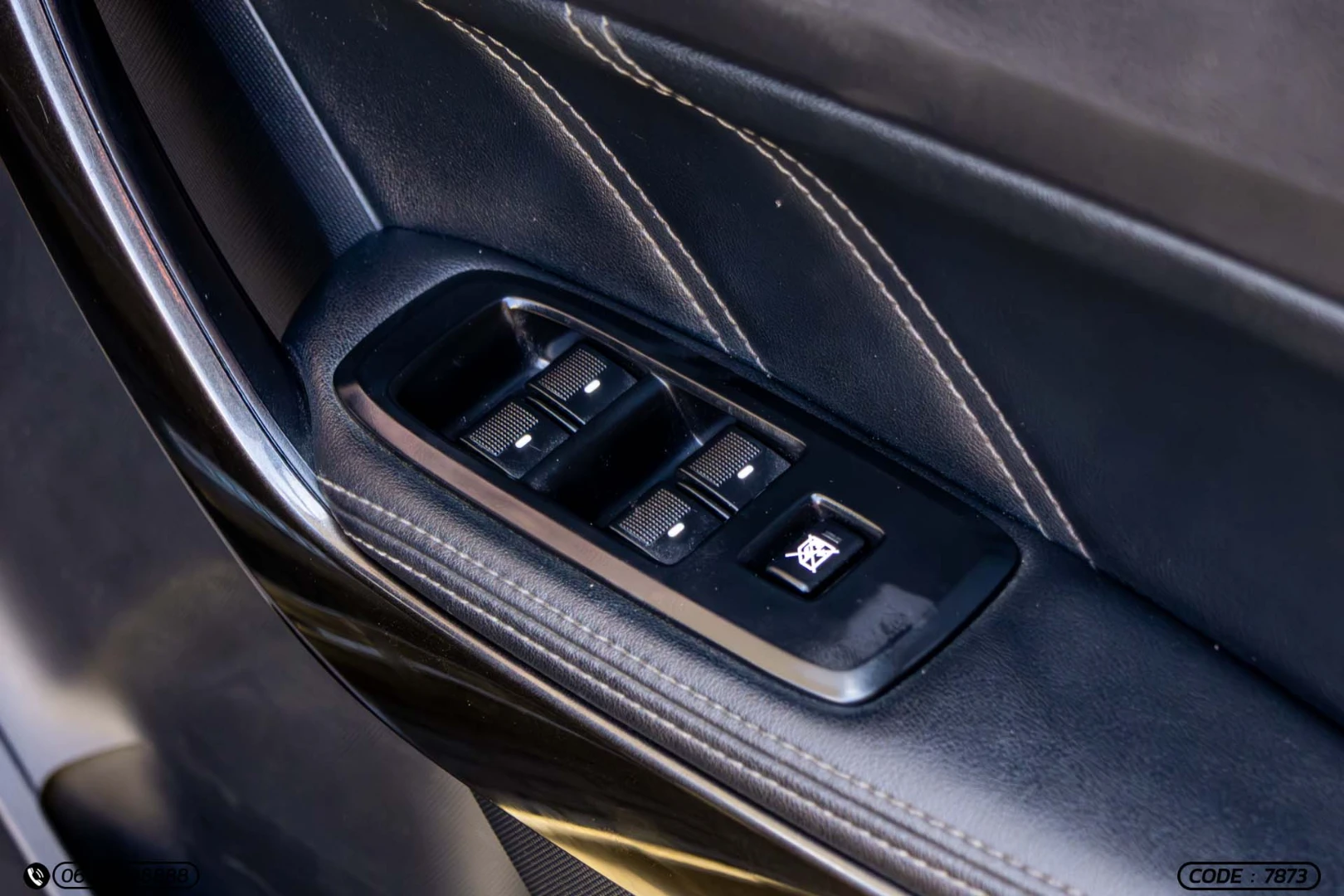 Ford EVEREST 2.0 BI-TURBO TITANIUM+ 4WD (MY18) - ภาพย่อที่ 27