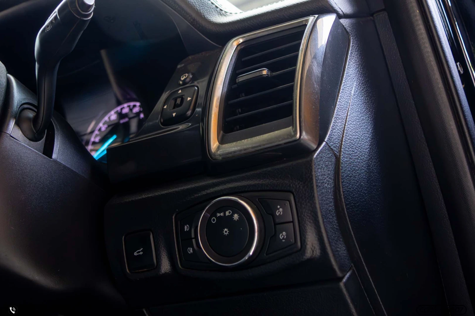 Ford EVEREST 2.0 BI-TURBO TITANIUM+ 4WD (MY18) - ภาพย่อที่ 22