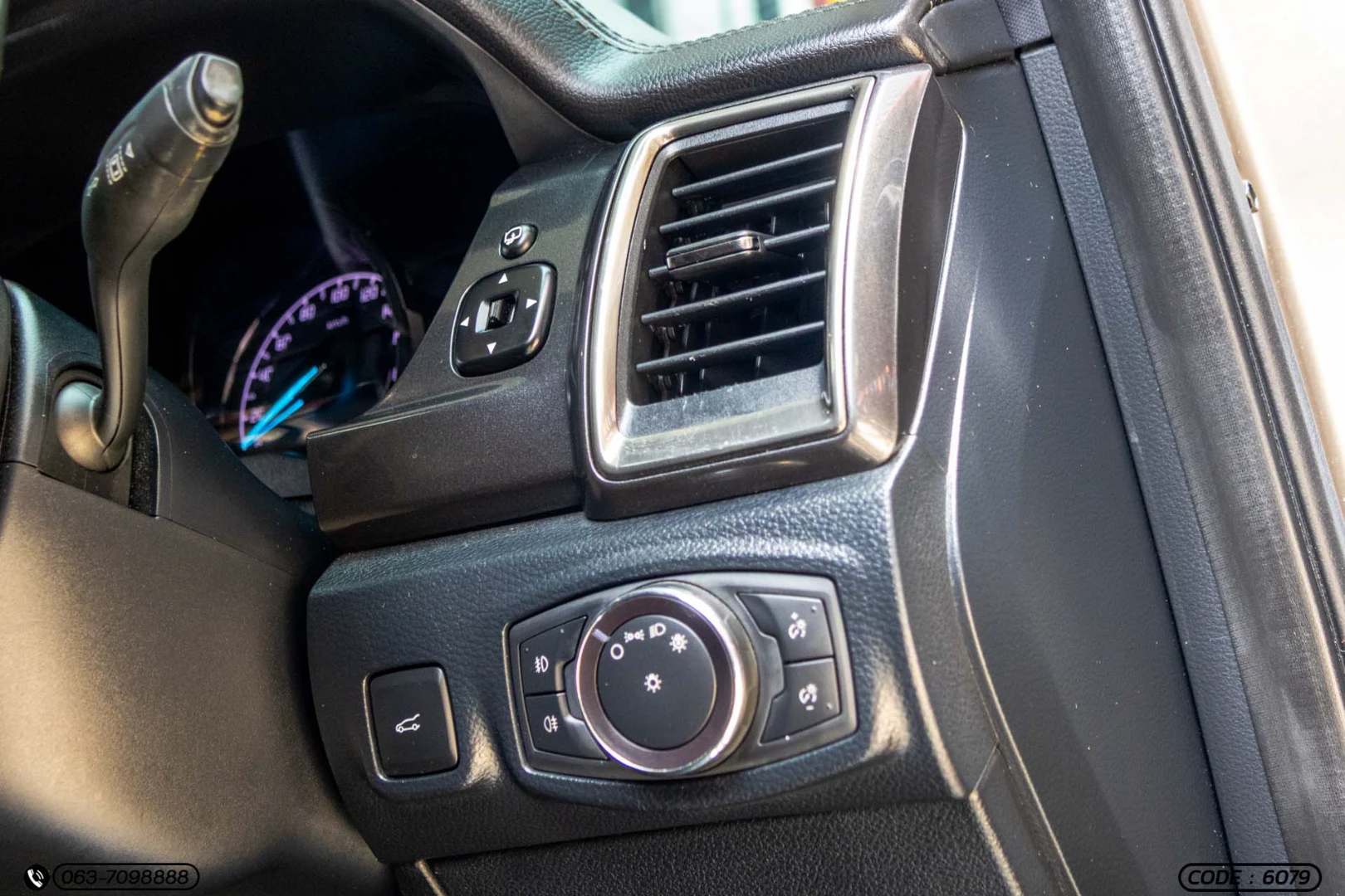 Ford EVEREST 2.0 BI-TURBO TITANIUM+ 4WD (MY18) - ภาพย่อที่ 23