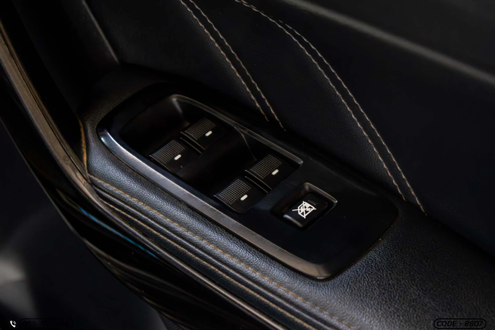 Ford EVEREST 2.0 BI-TURBO TITANIUM+ 4WD (MY18) - ภาพย่อที่ 23