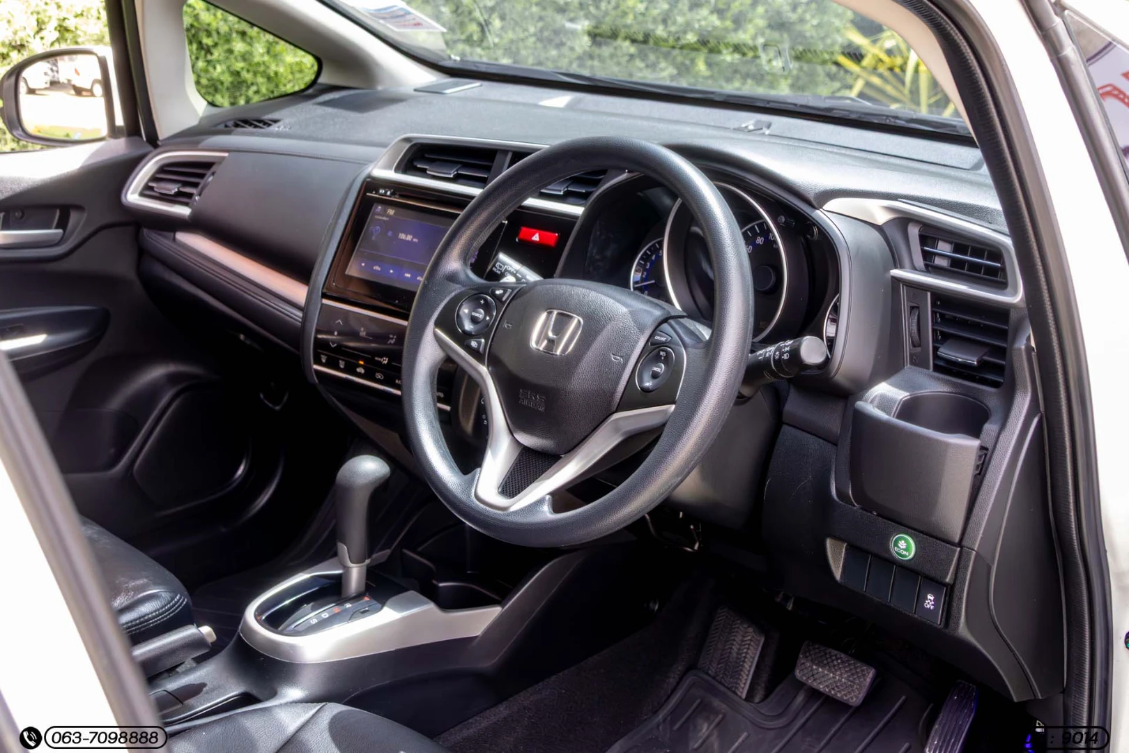 Honda JAZZ 1.5 SV (MY14) - ภาพย่อที่ 13