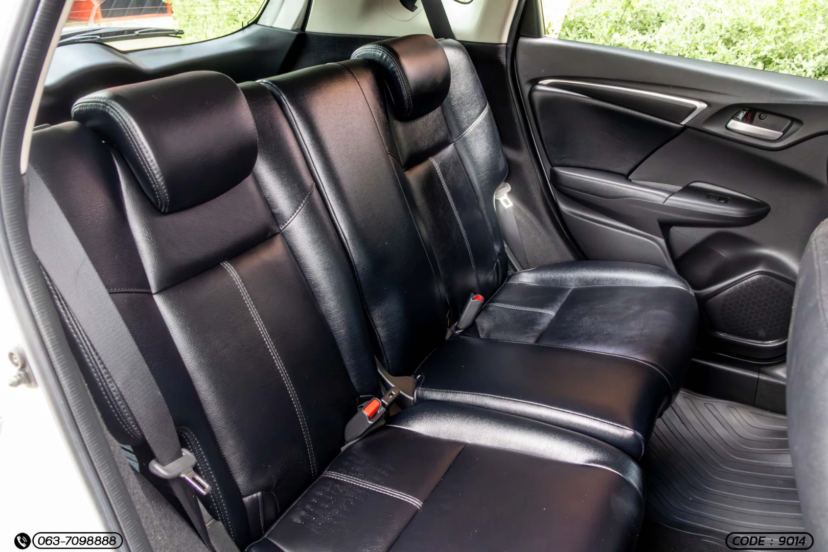 Honda JAZZ 1.5 SV (MY14) - ภาพย่อที่ 15