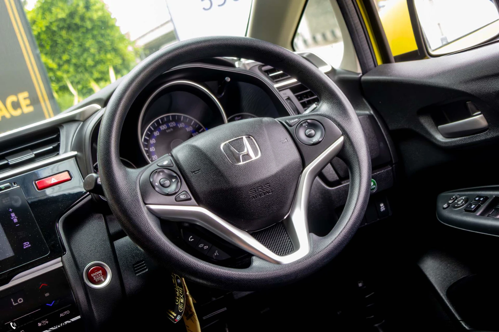 Honda JAZZ 1.5 SV (MY14) - ภาพย่อที่ 17