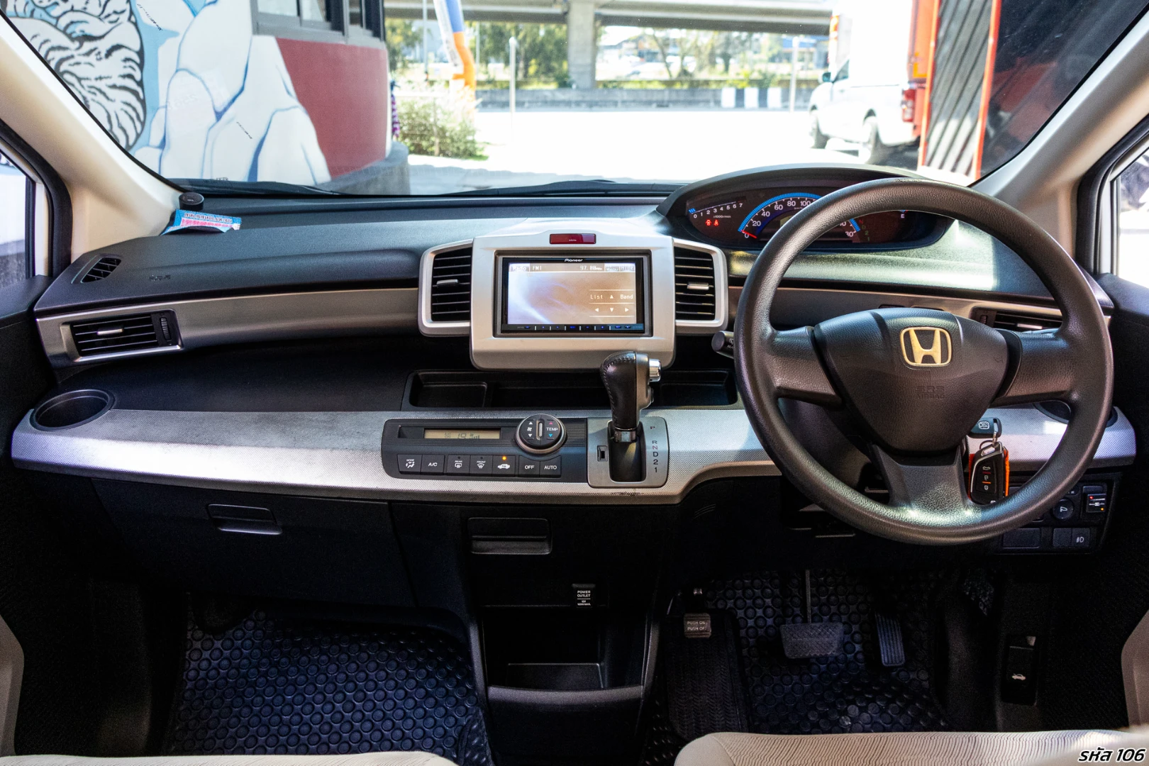 Honda FREED 1.5 E - ภาพย่อที่ 16