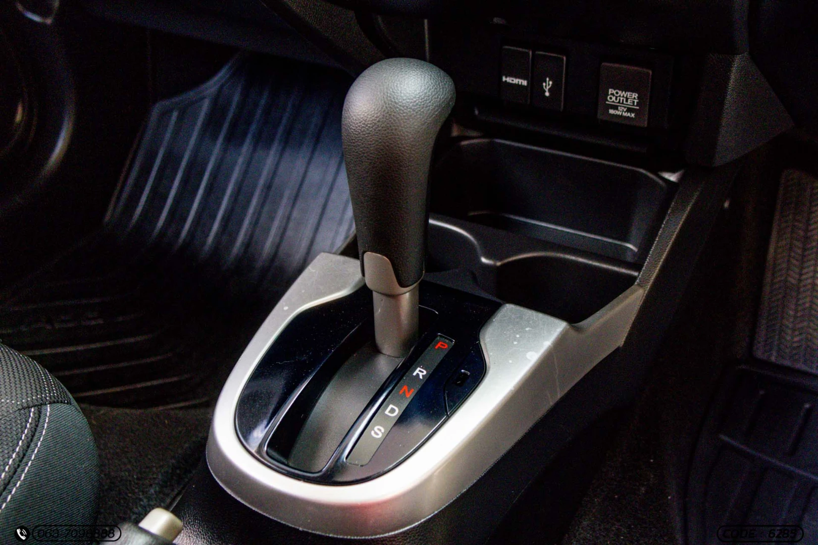 Honda JAZZ 1.5 SV+ (MY14) - ภาพย่อที่ 19