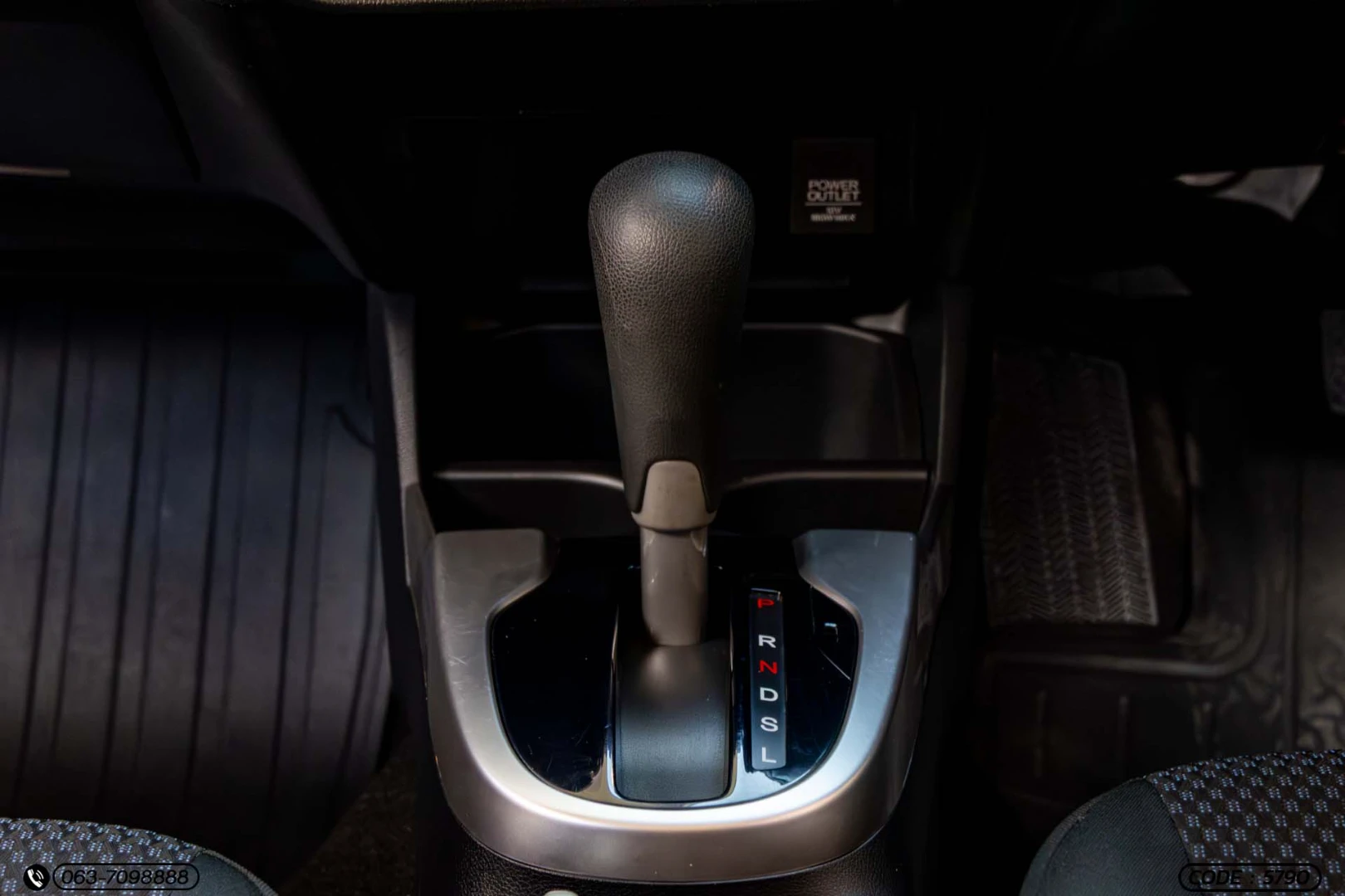 Honda JAZZ 1.5 V (MY14) (MNC) - ภาพย่อที่ 19