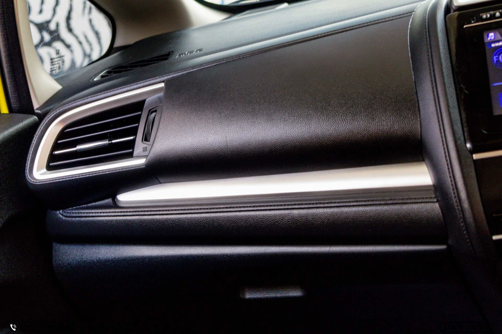 Honda JAZZ 1.5 SV+ (MY14) - ภาพย่อที่ 20