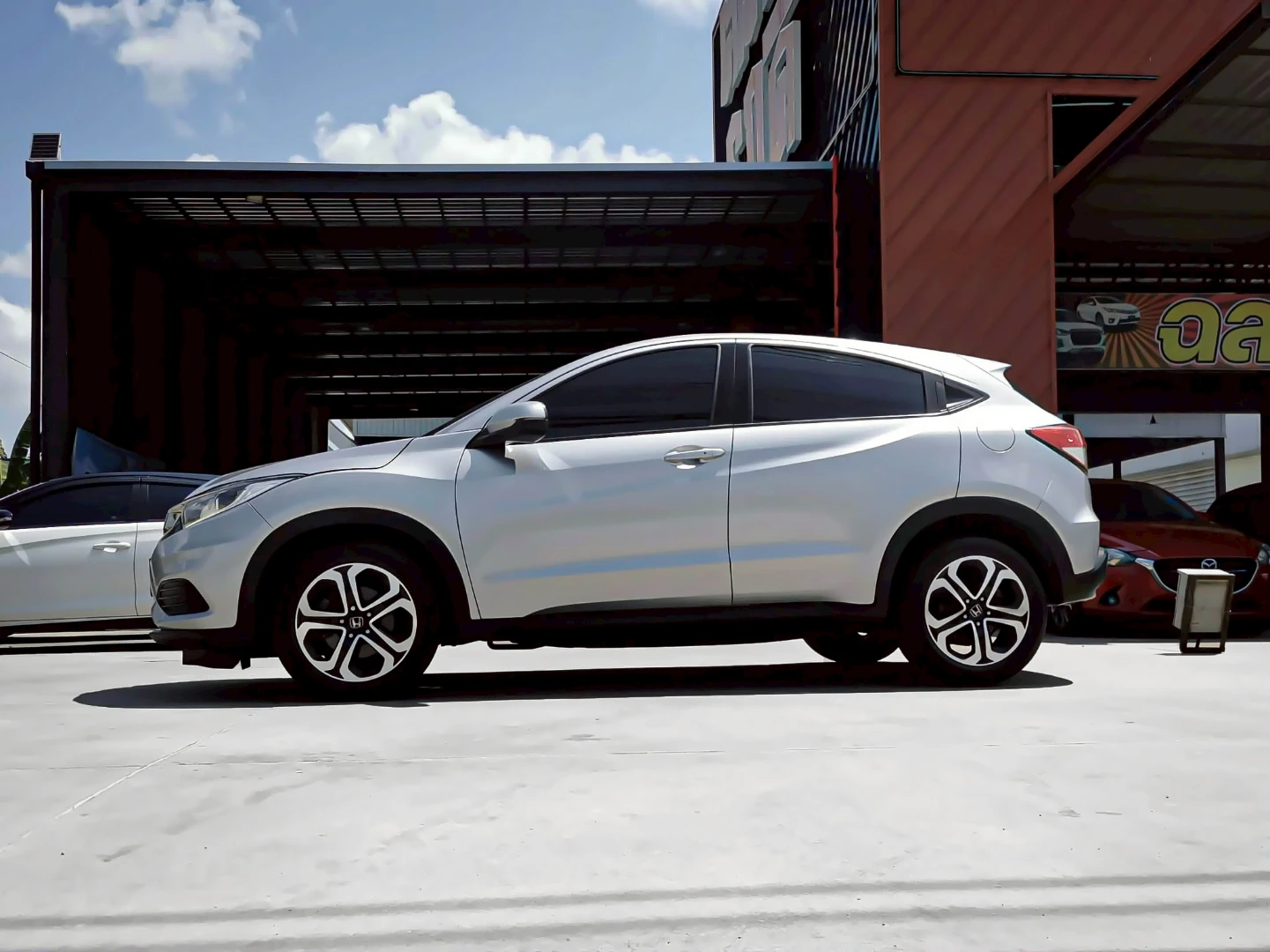 Honda HR-V 1.8 E (MNC) - ภาพย่อที่ 3