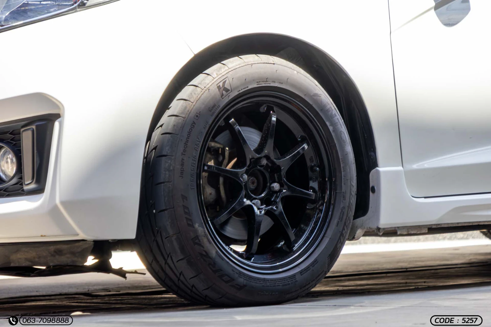 Honda JAZZ 1.5 SV (MY14) - ภาพย่อที่ 5