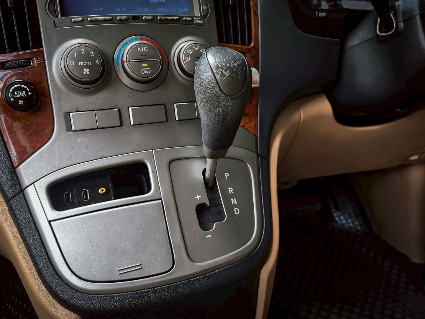 Hyundai H-1 DELUXE MAESTO 2.5 - ภาพย่อที่ 10