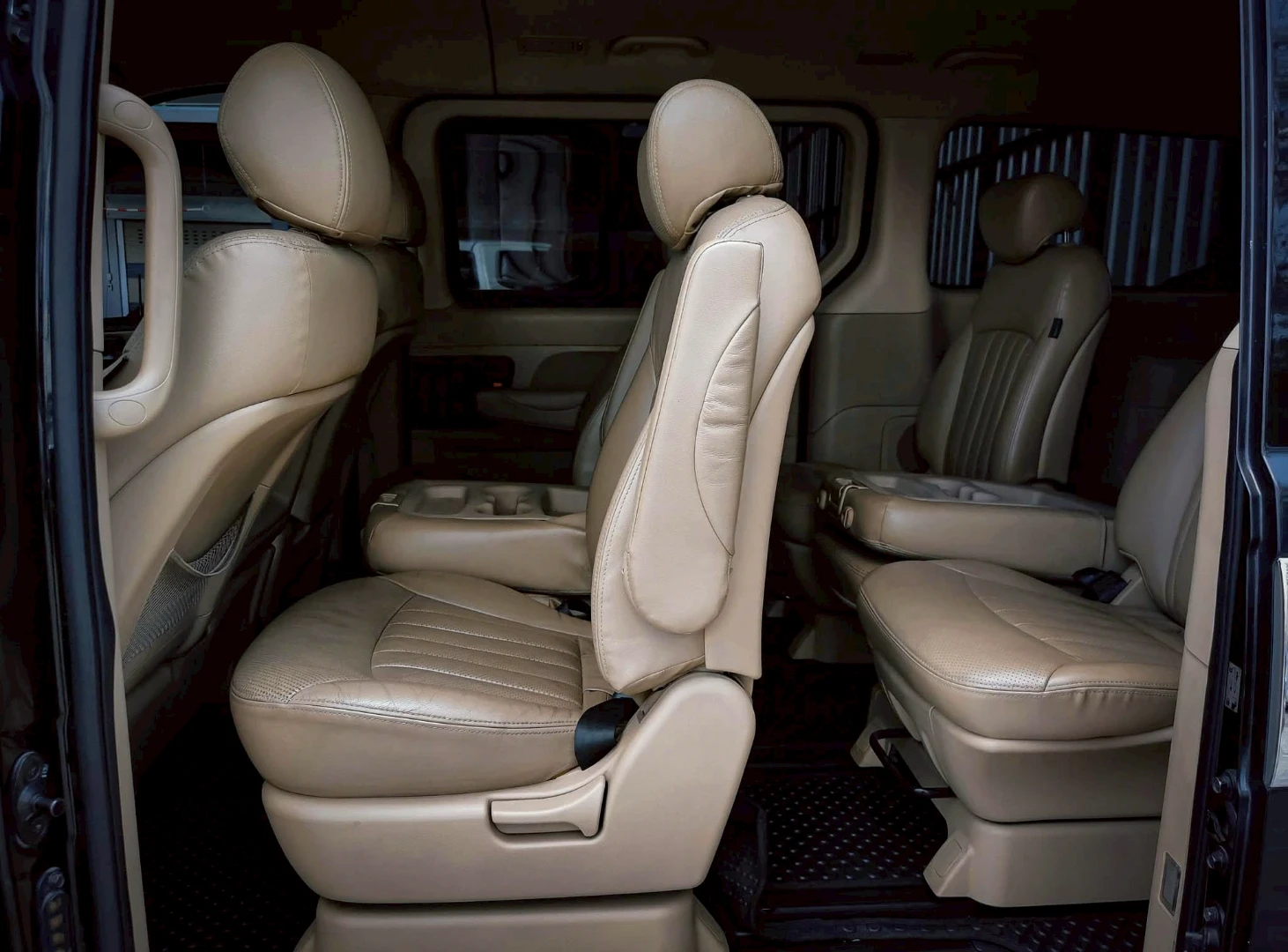 Hyundai H-1 DELUXE MAESTO 2.5 - ภาพย่อที่ 12