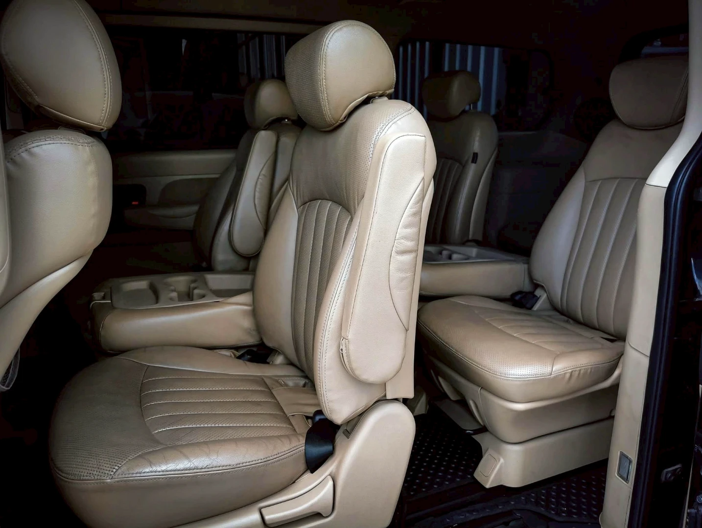 Hyundai H-1 DELUXE MAESTO 2.5 - ภาพย่อที่ 13