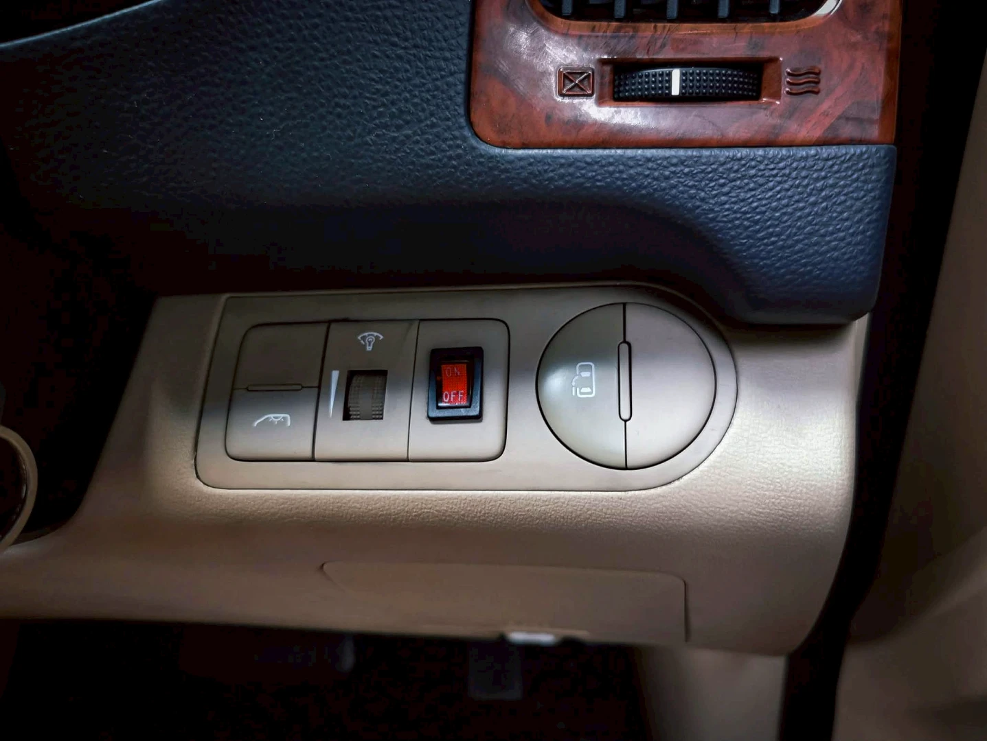 Hyundai H-1 DELUXE MAESTO 2.5 - ภาพย่อที่ 15