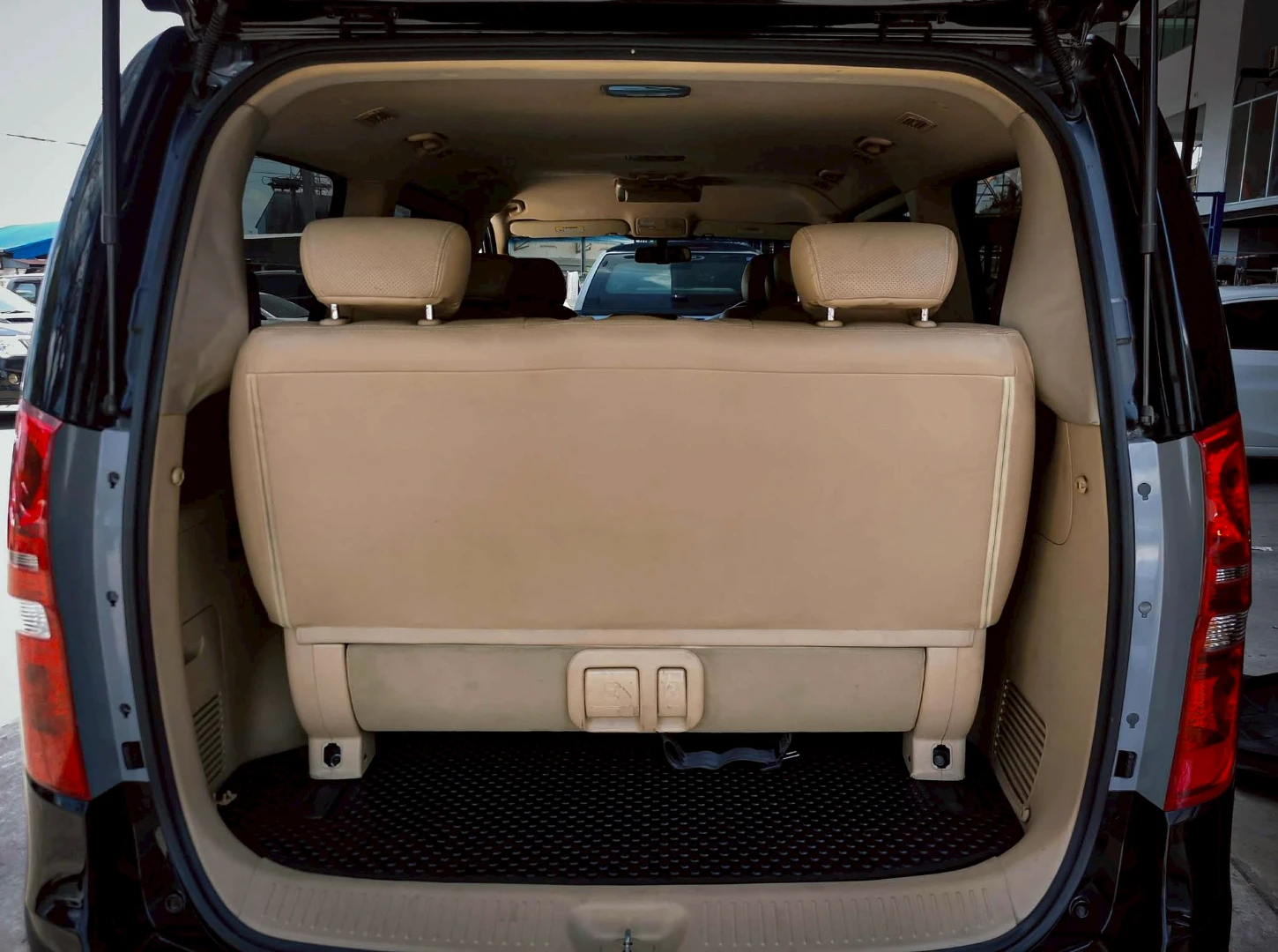 Hyundai H-1 DELUXE MAESTO 2.5 - ภาพย่อที่ 6