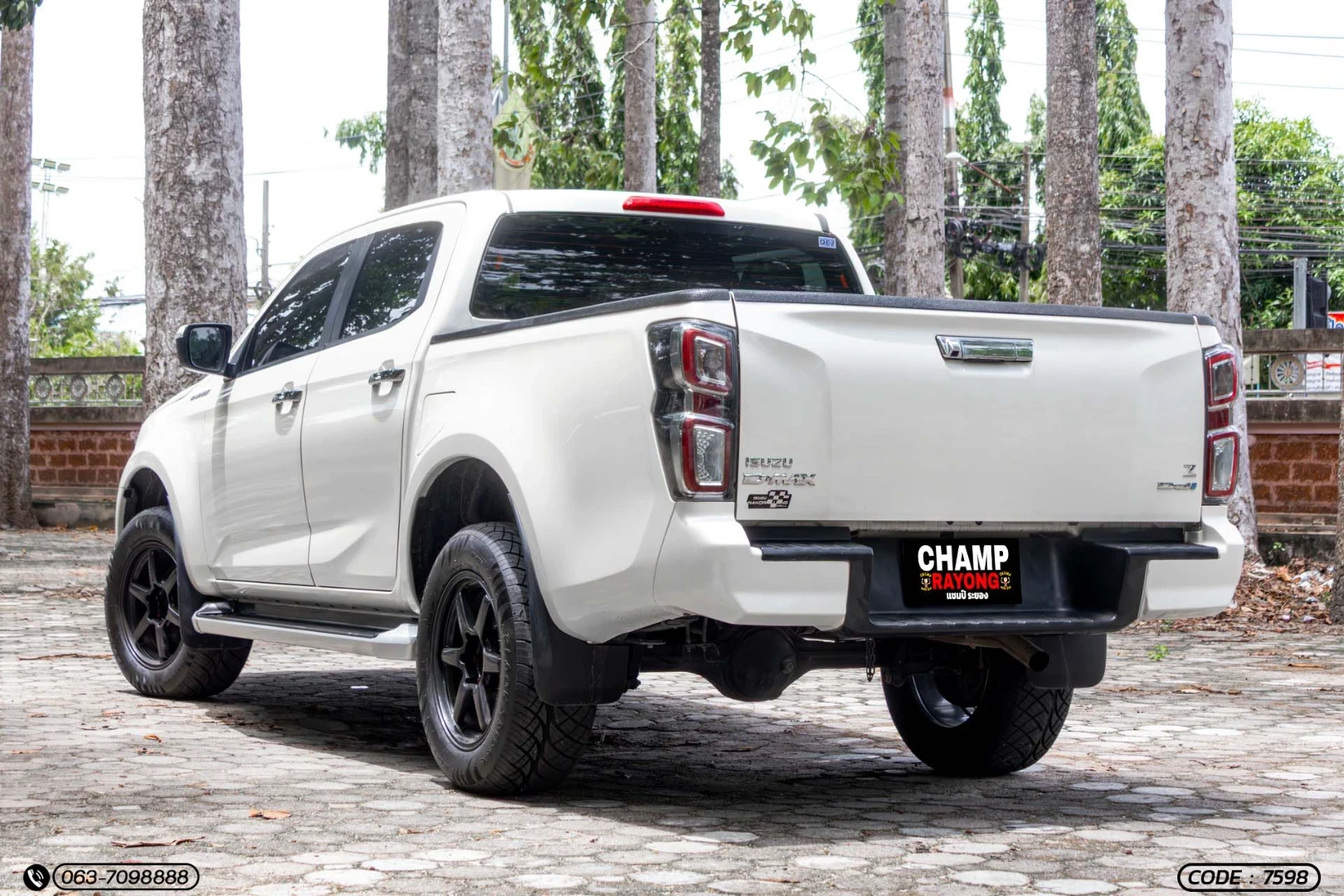 Isuzu D-MAX ALL NEW BLUE POWER CAB-4 HI-LANDER 1.9 DDI Z (MY21) - ภาพย่อที่ 9